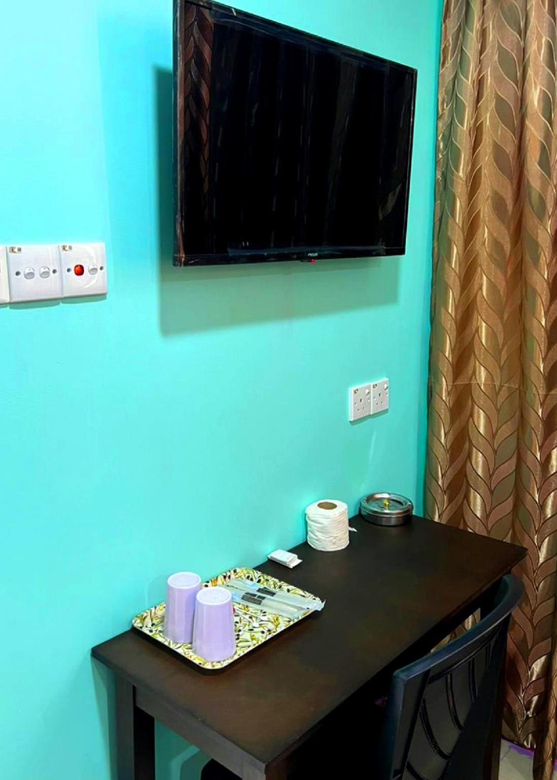 Double Room - Photo 3