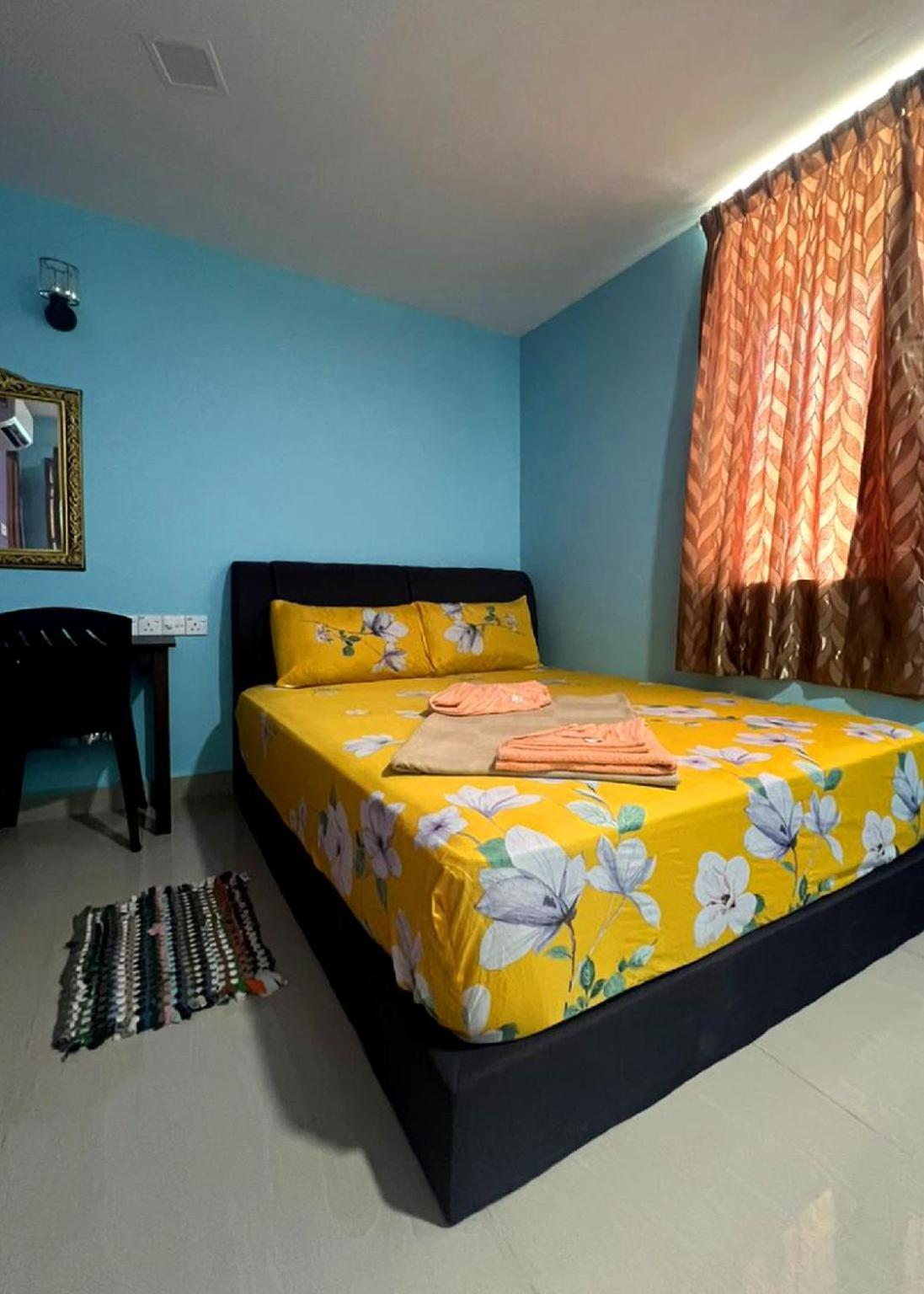 Double Room - Photo 5