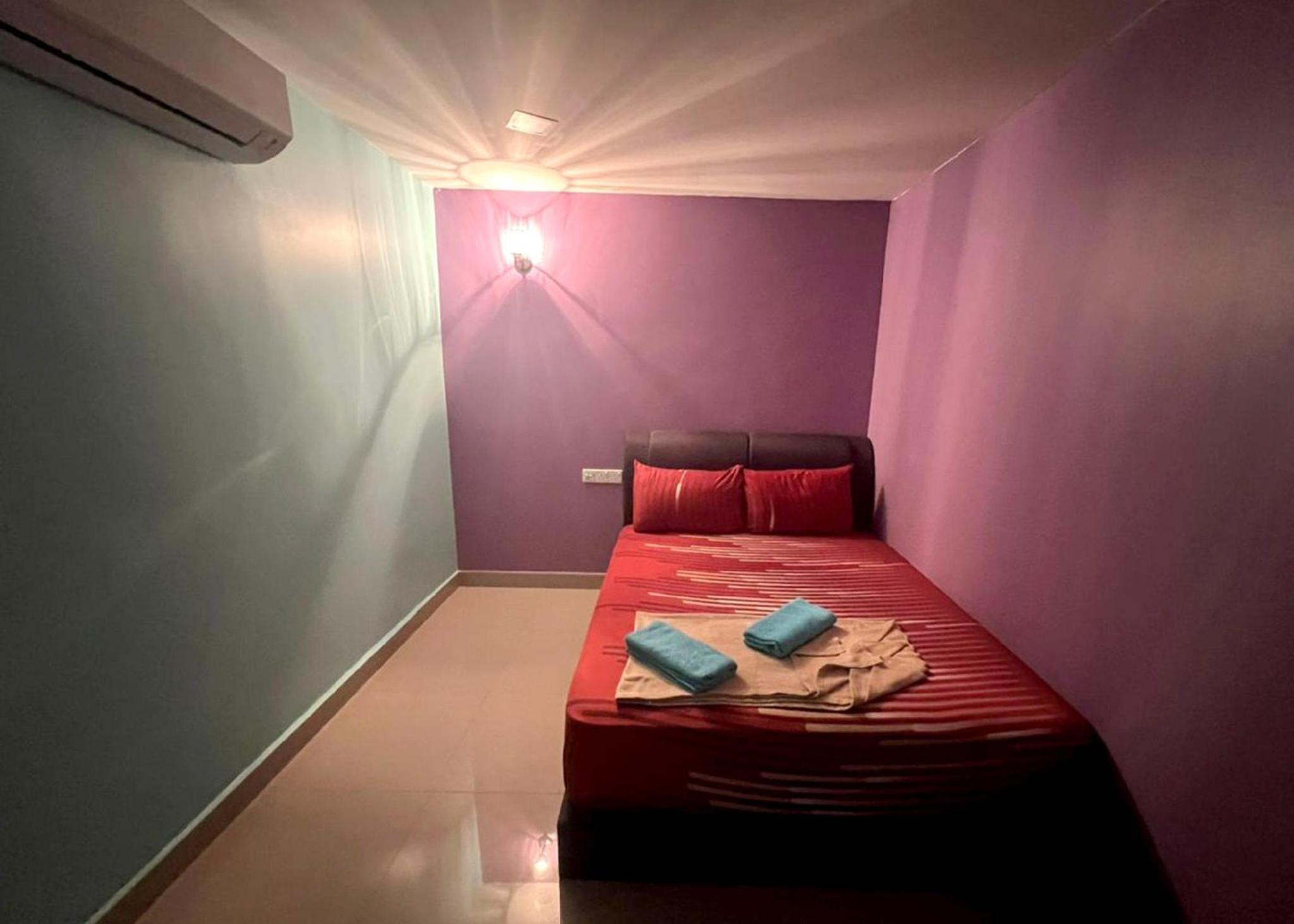 Double Room - Photo 7