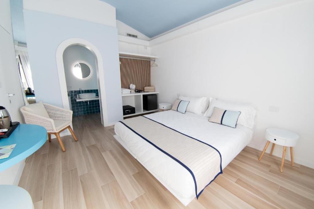 Two-Bedroom Suite photo 2