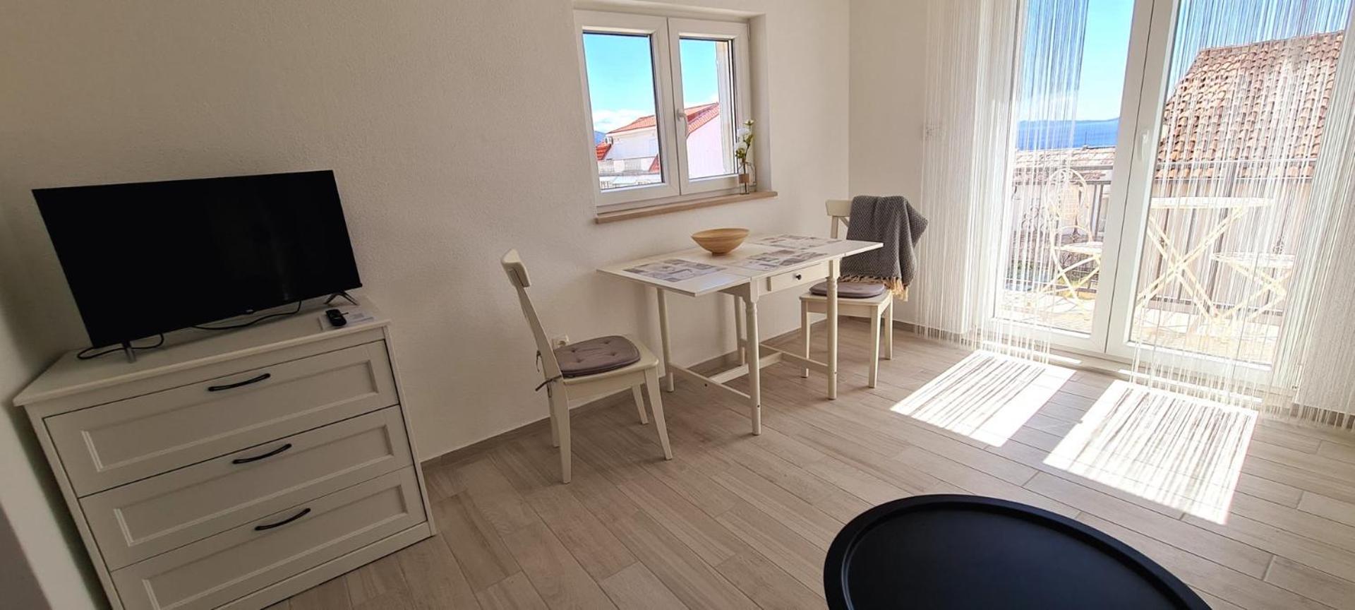 Studio Apartment with Sea View photo 2