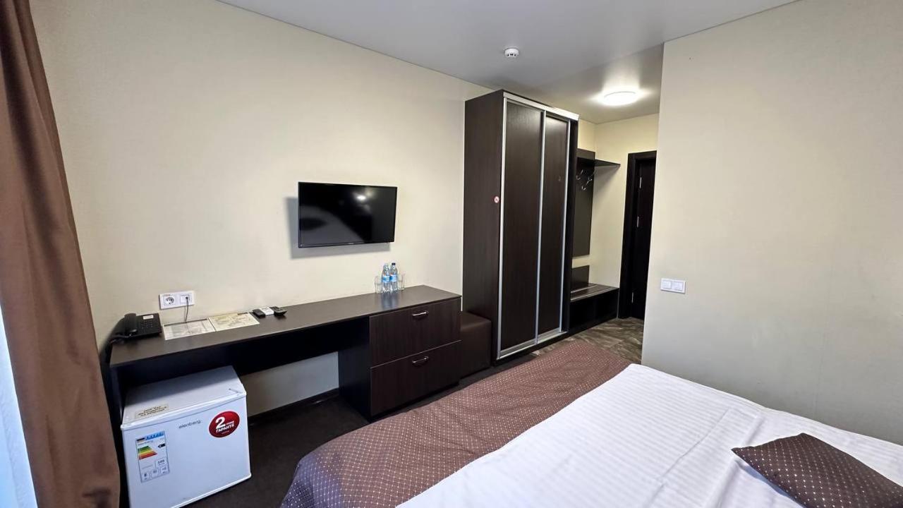 Double Room with Balcony photo 2