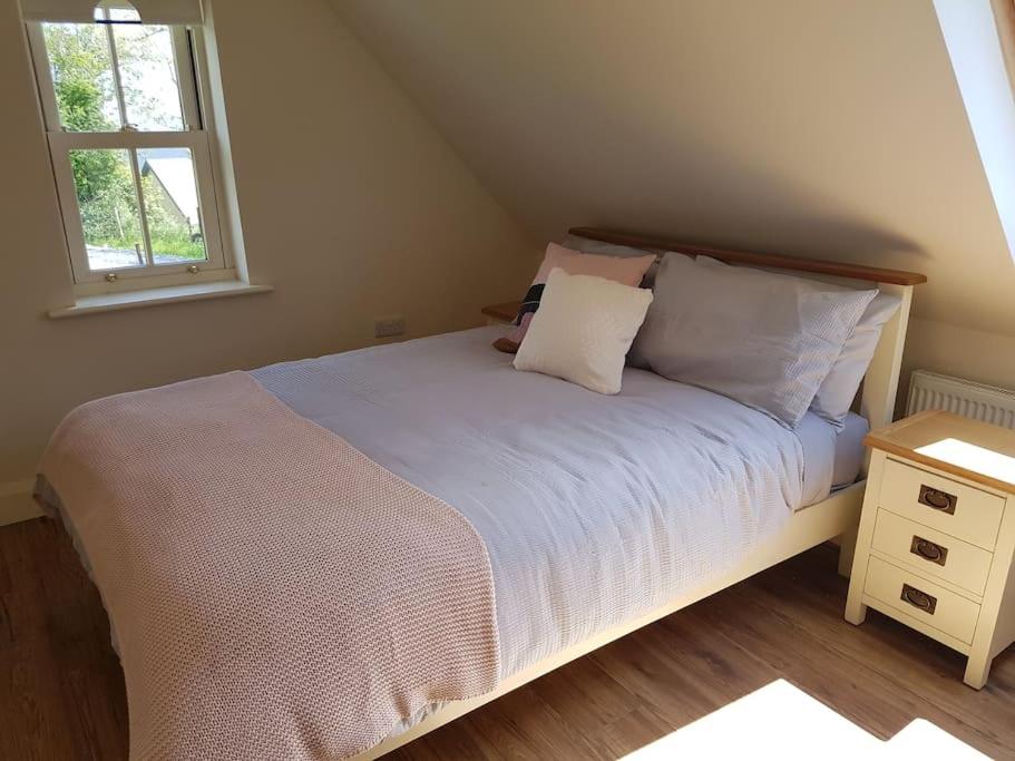 Four-Bedroom House photo 2
