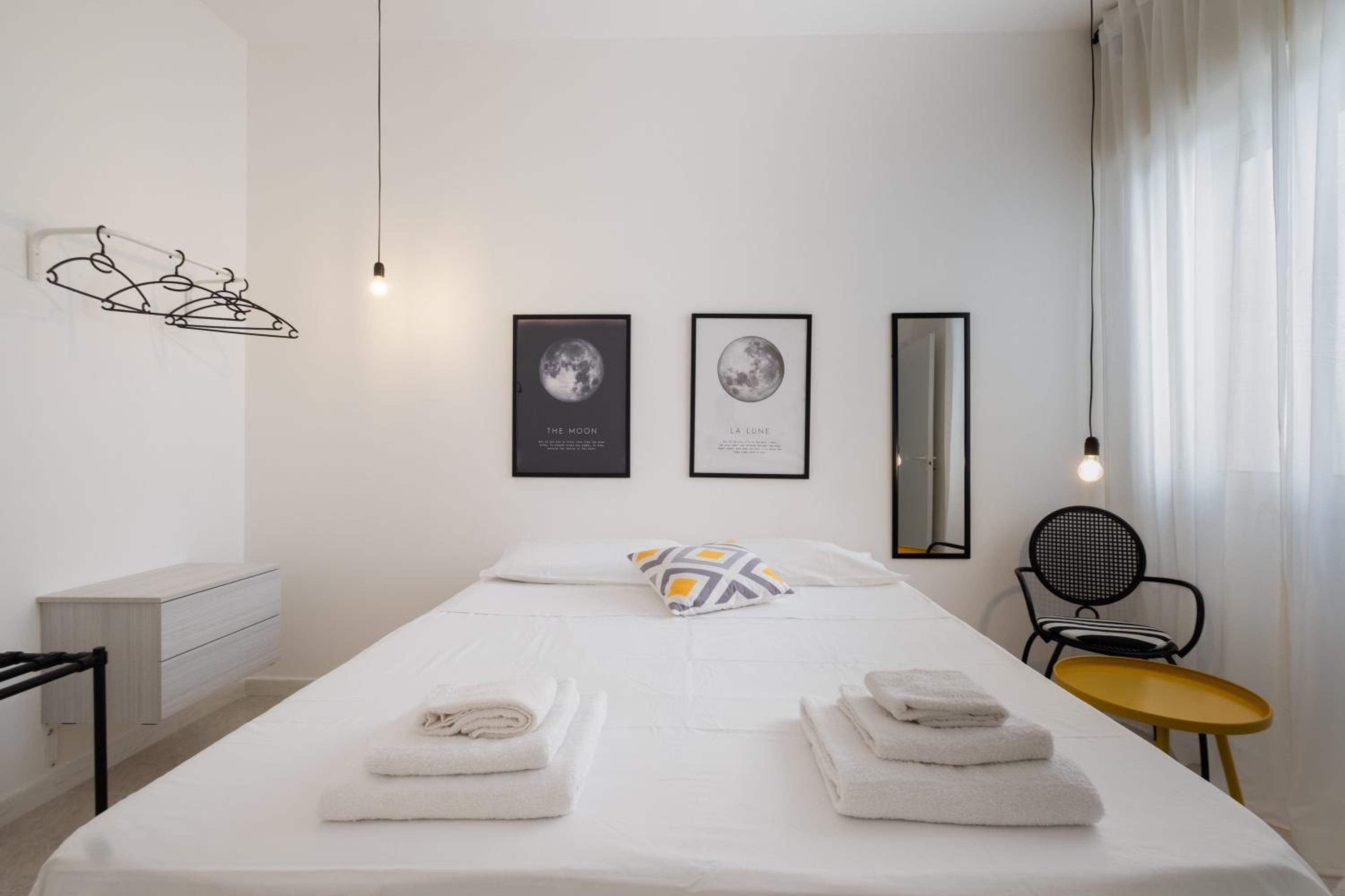 Two-Bedroom Deluxe Apartment photo 1