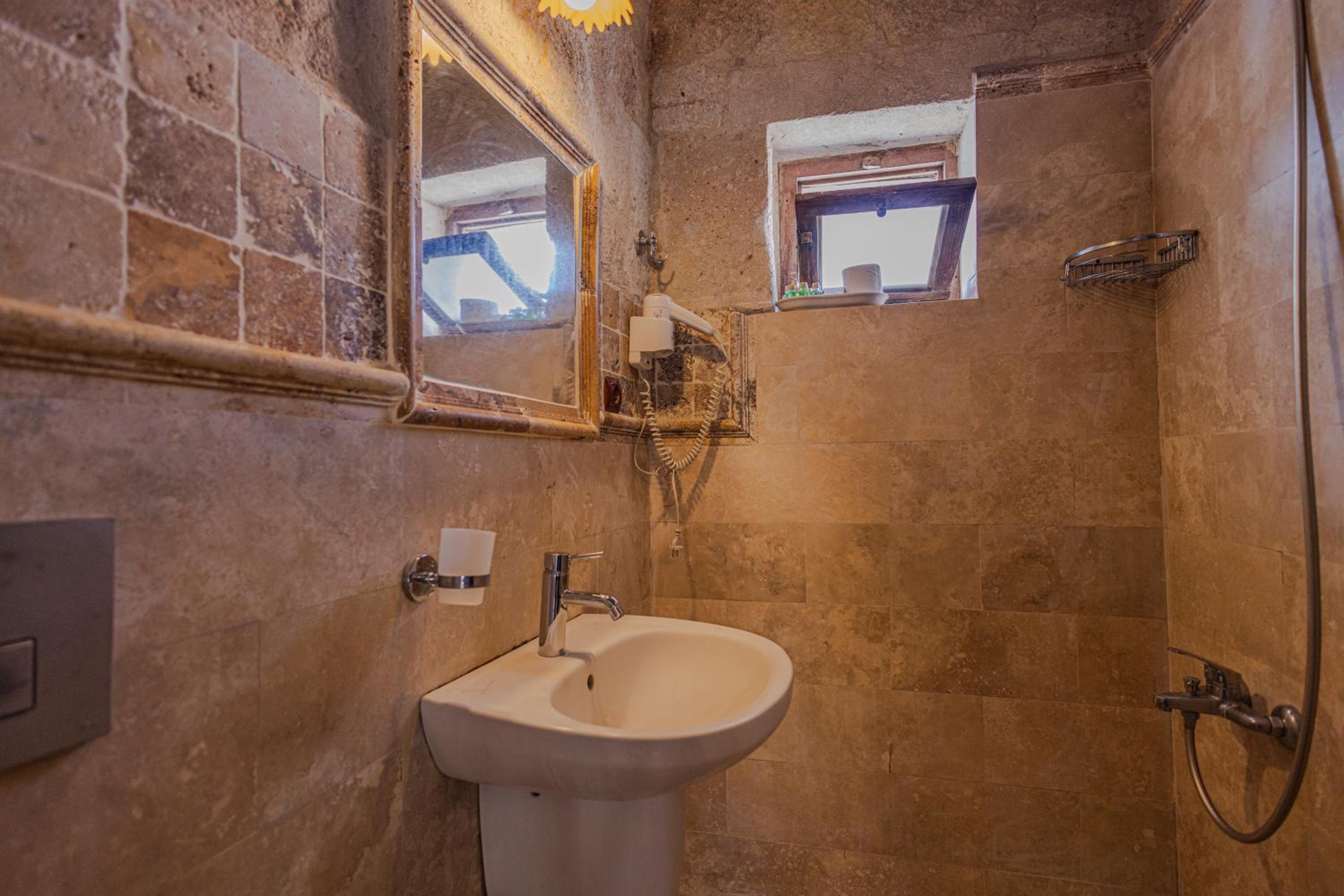 Standard Triple Room photo 2