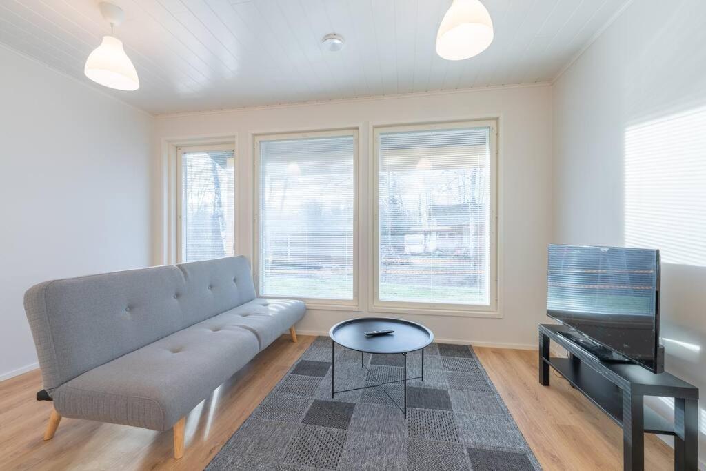 Two-Bedroom Apartment photo 2
