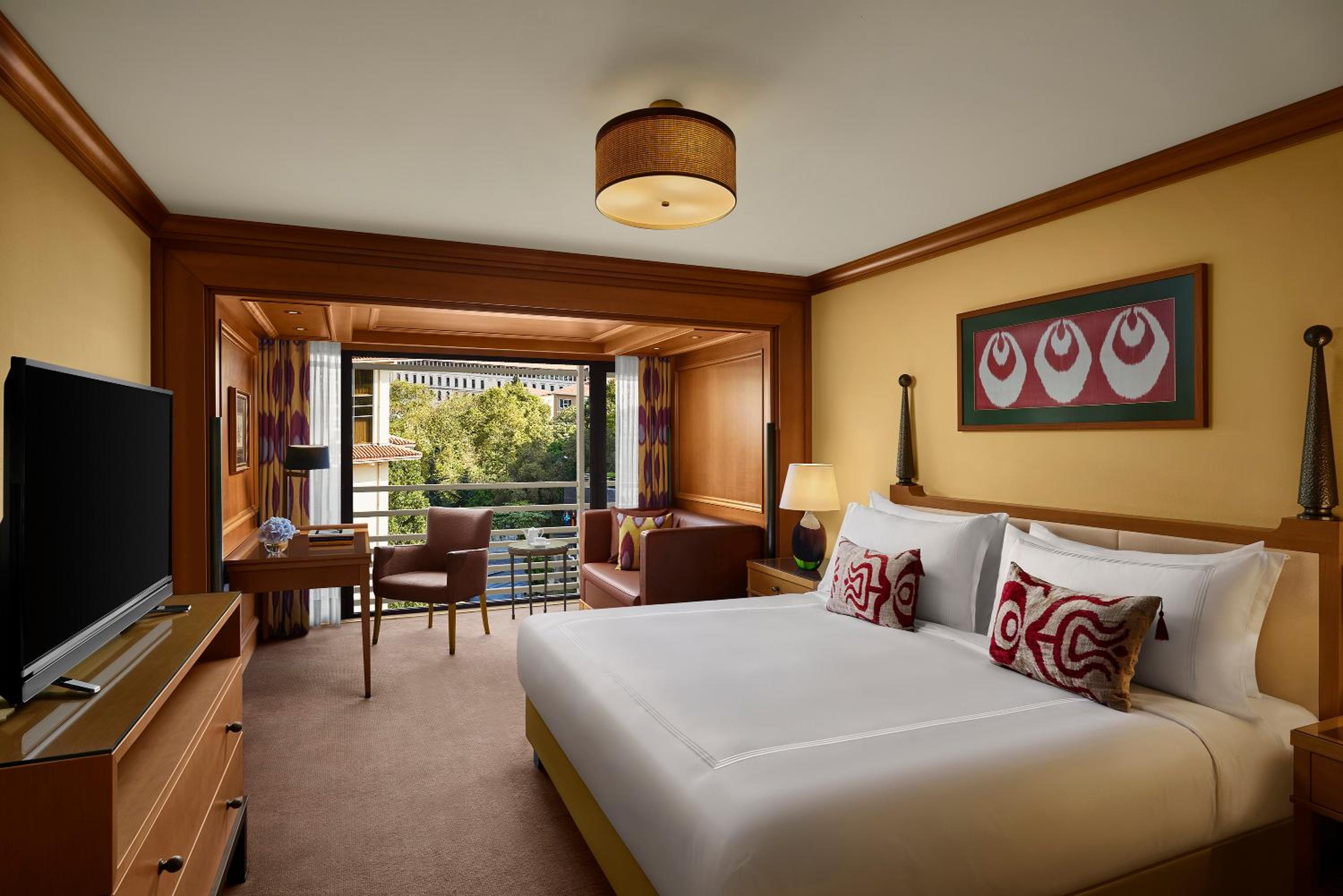 Superior Park View Room King Bed - Photo 4