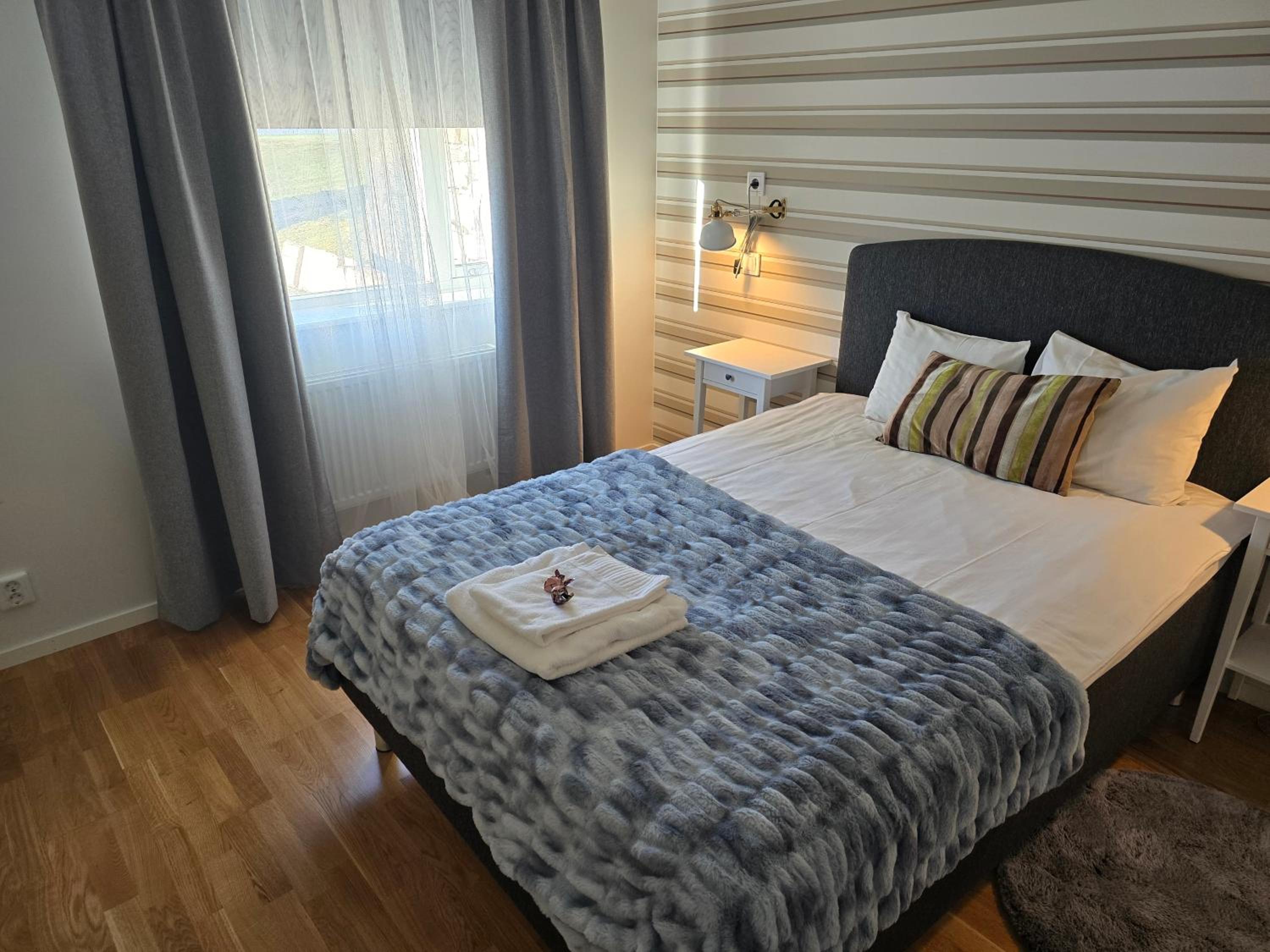 Queen Room photo 1