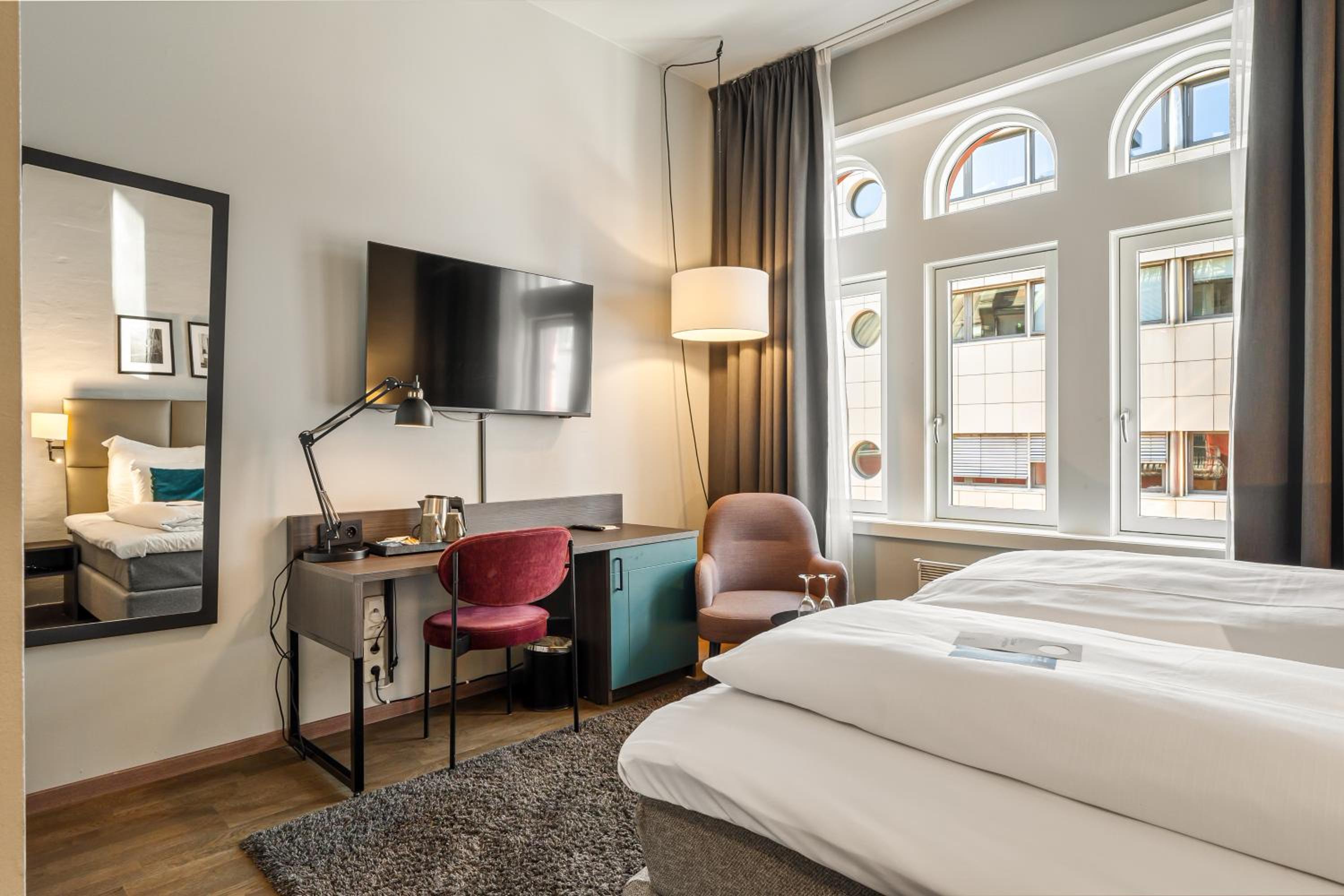 Standard Double or Twin Room - Photo 3
