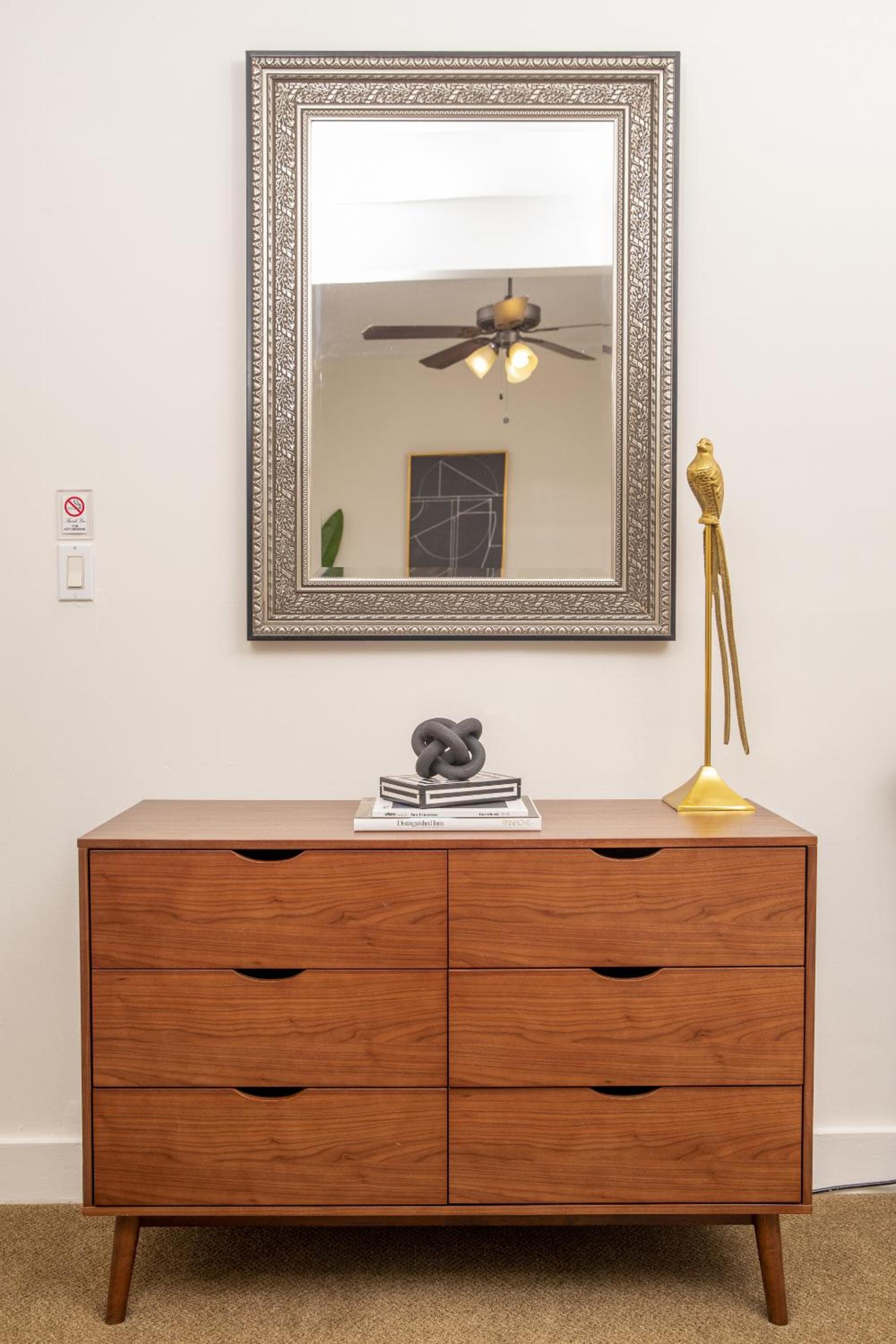 Superior King Room - Photo 15