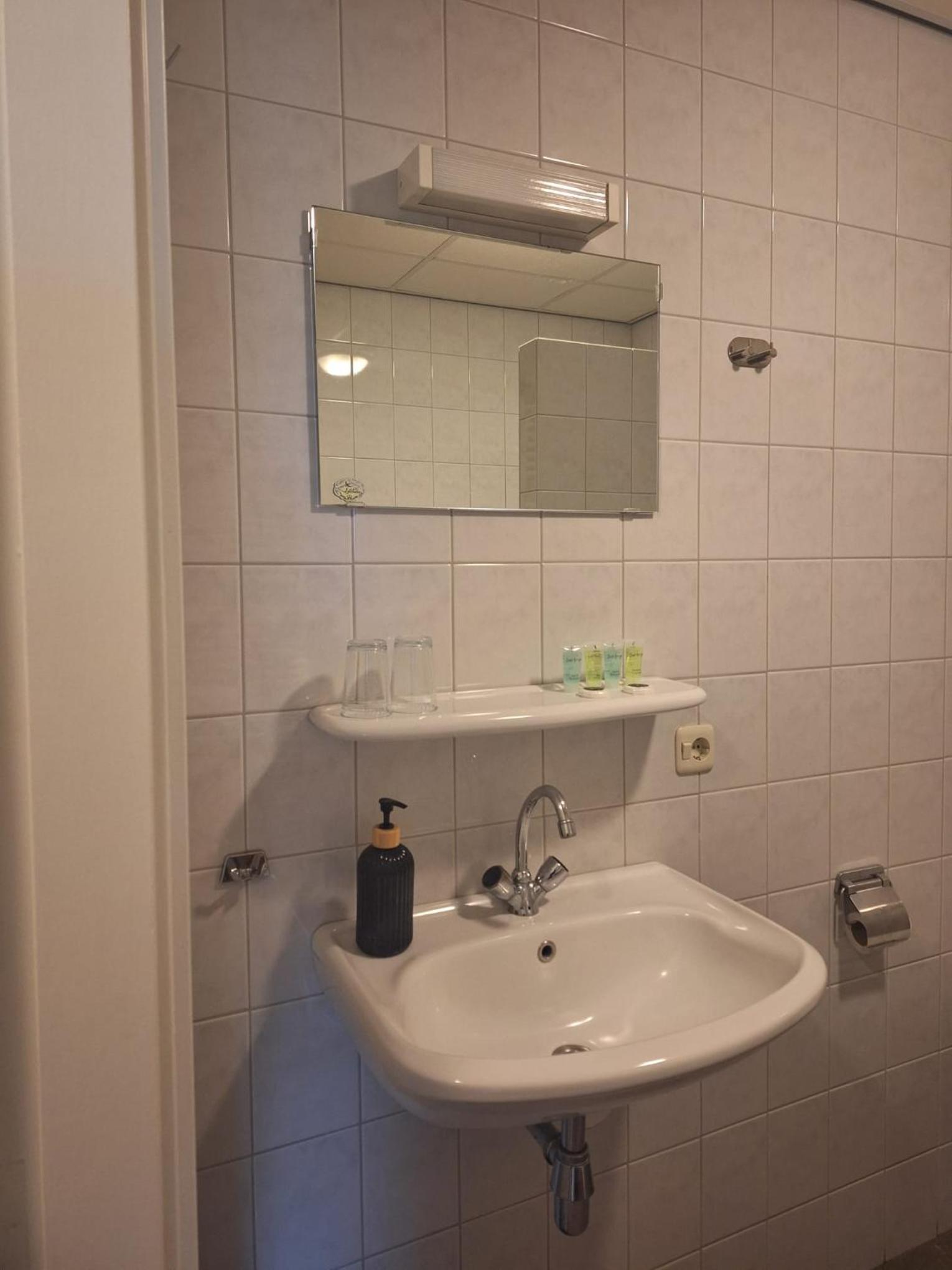 Deluxe Room (1 adult + 1 child) photo 2