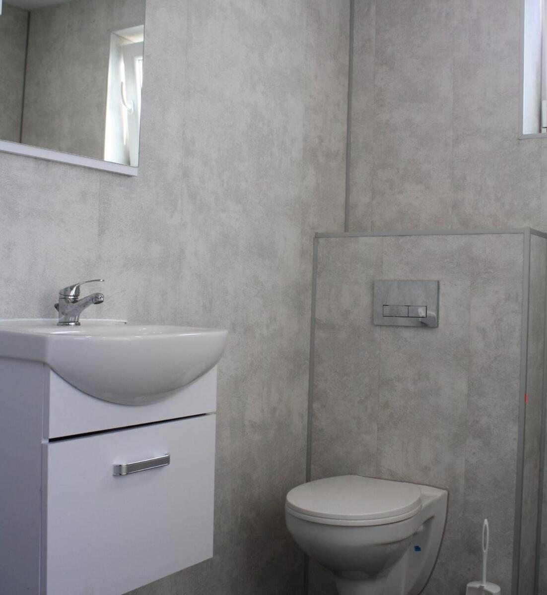 Four-Bedroom Holiday Home photo 3