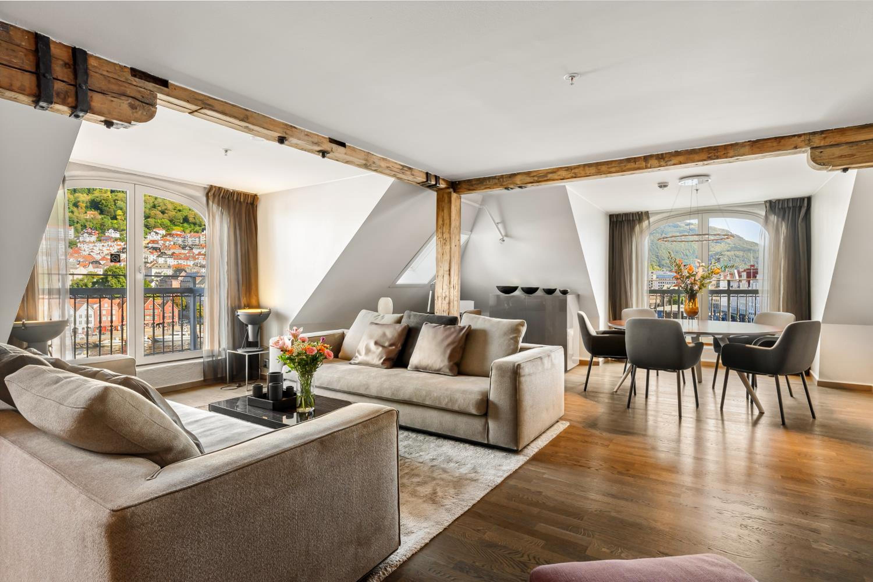Suite - Photo 6