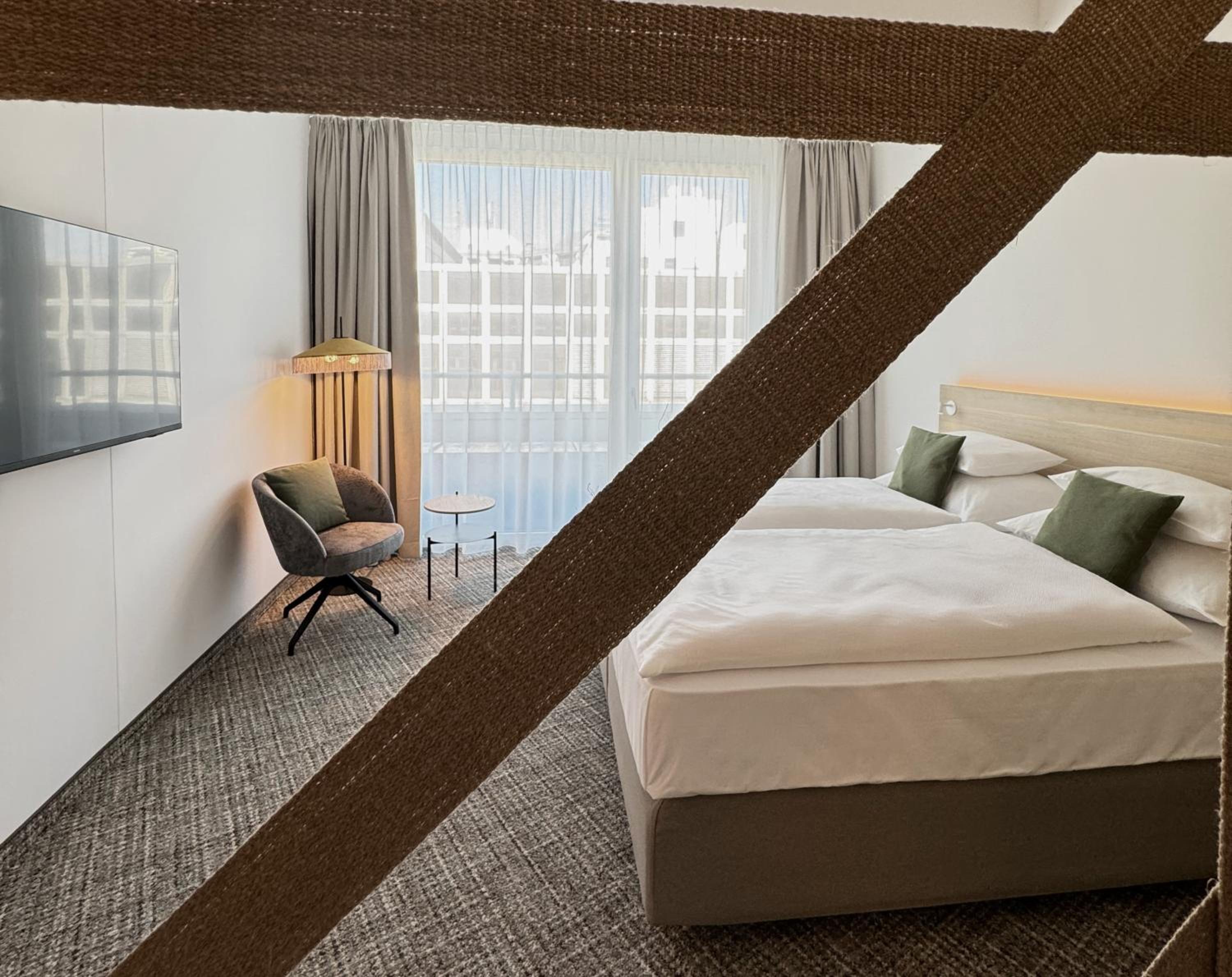 Standard Double or Twin Room photo 2
