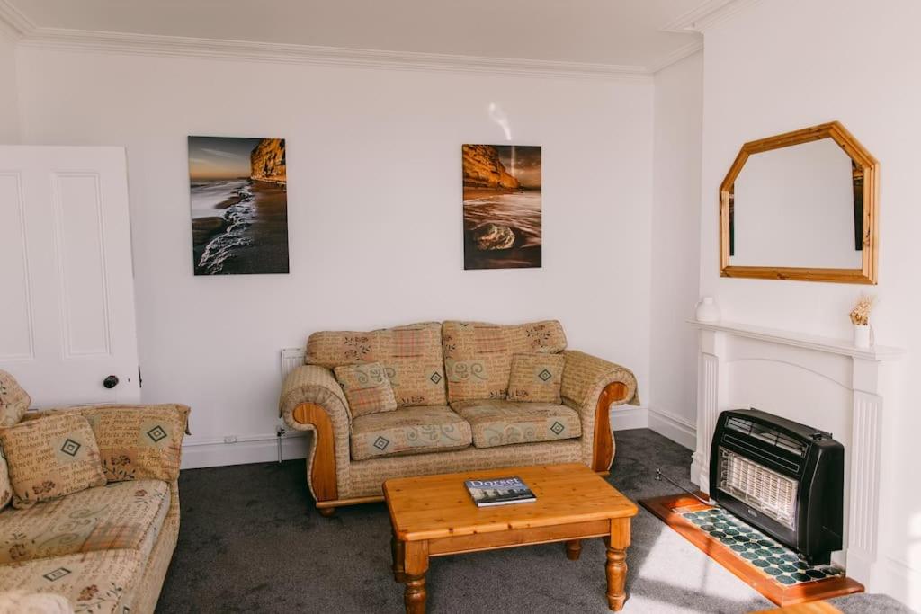 Apartment with Sea View photo 2