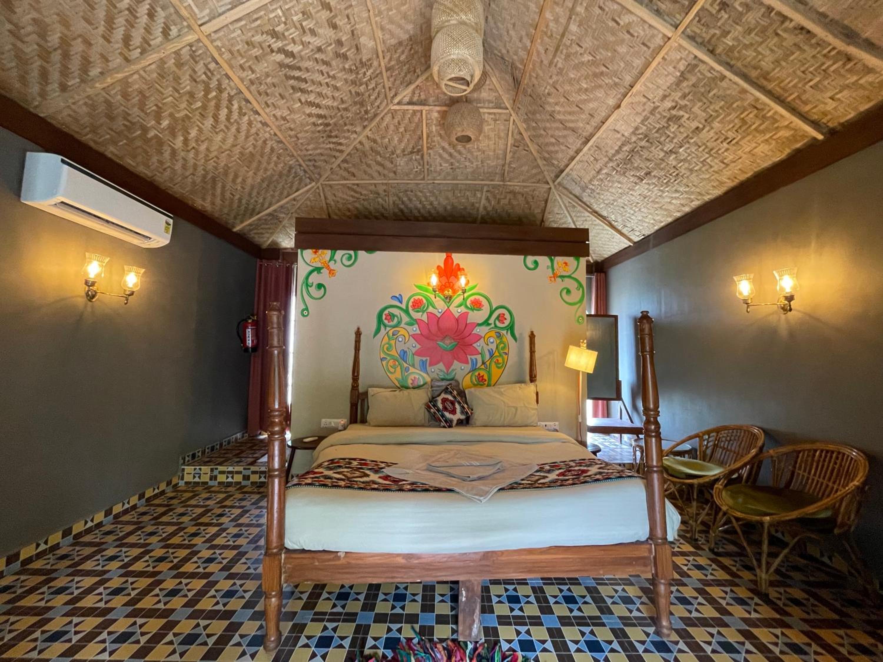 Deluxe Double Room with Balcony