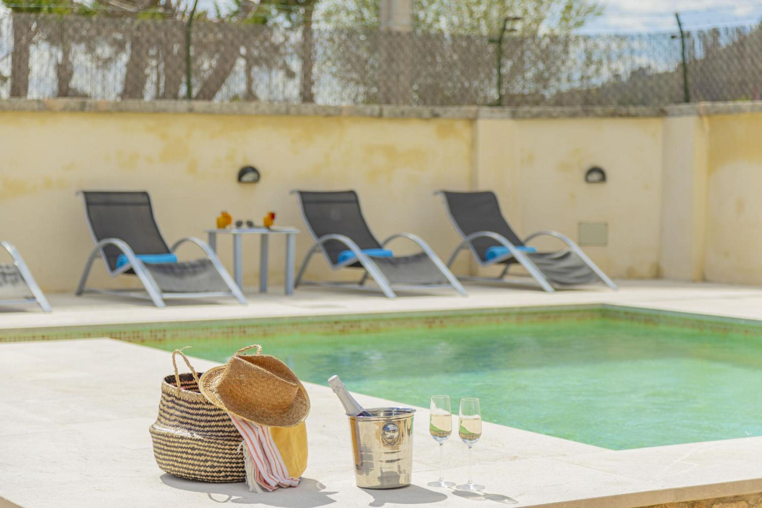 Villa with Private Pool photo 3