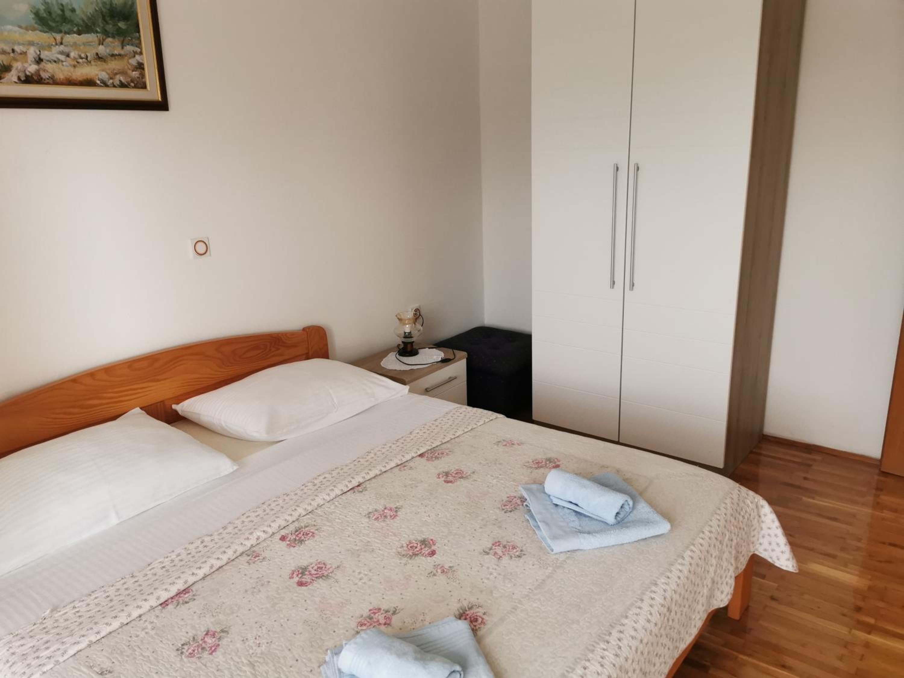 Two-Bedroom Apartment With Balcony And Sea View