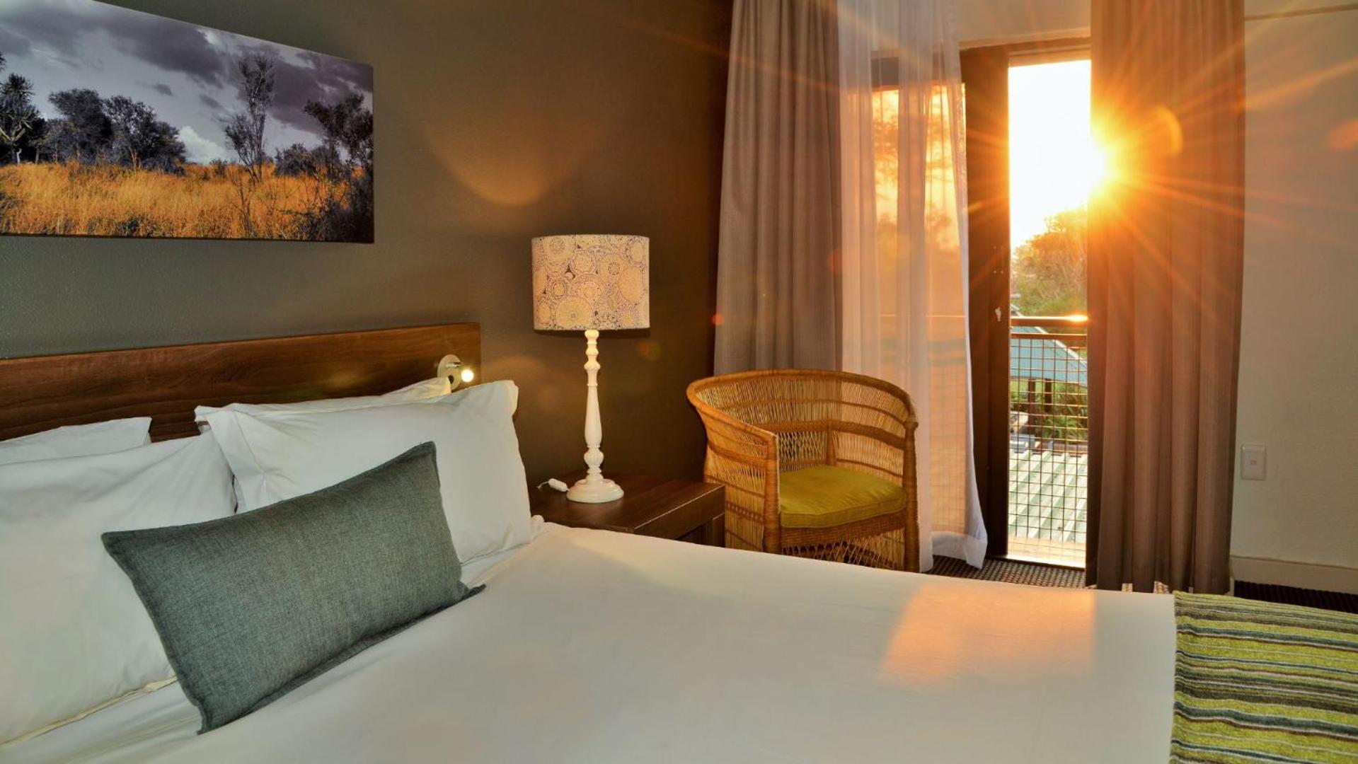 Standard Double Room - Photo 11