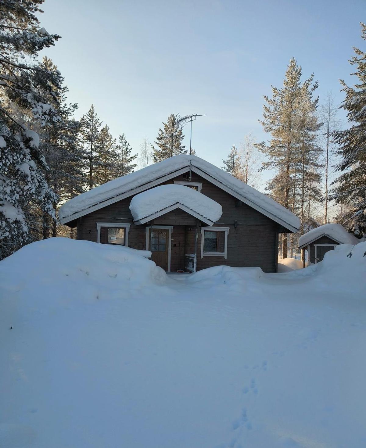 Three-Bedroom Chalet photo 3