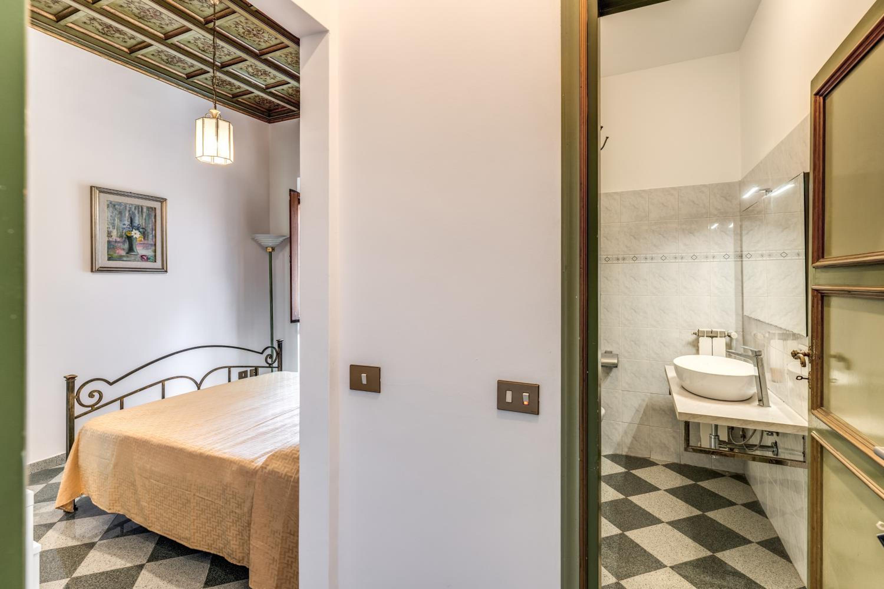 Deluxe Double Room photo 3