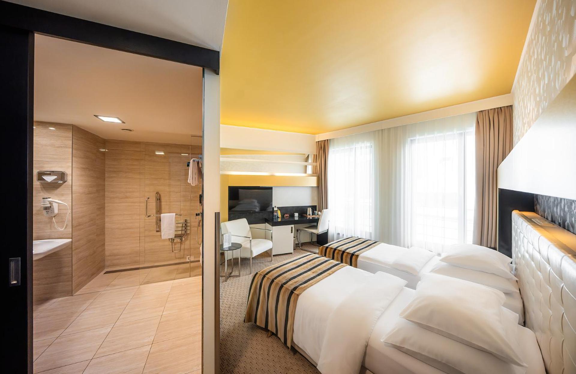 Classic Double or Twin Room - Photo 1