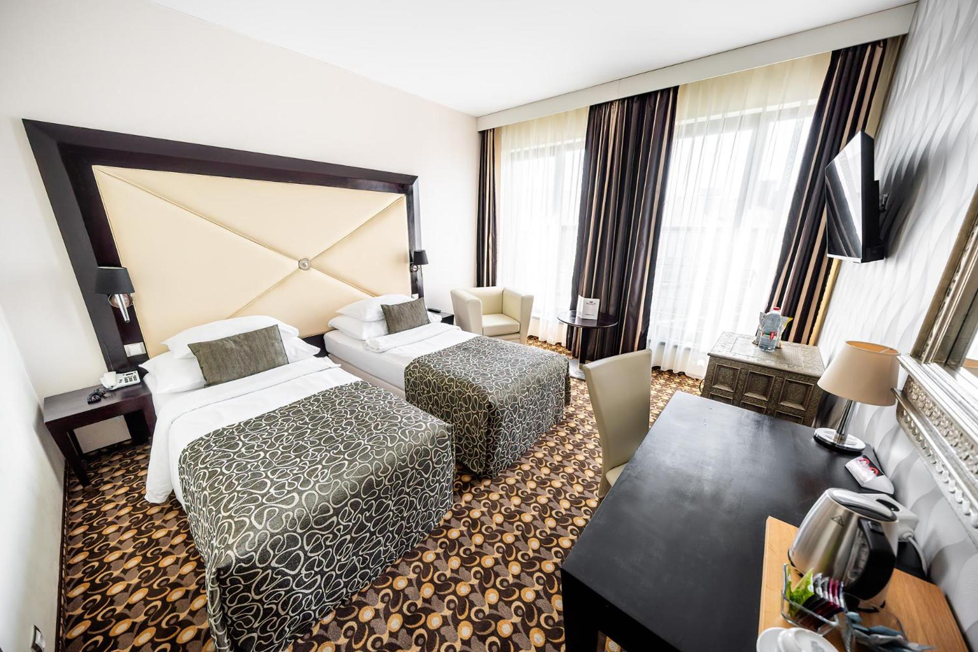 Classic Double or Twin Room - Photo 4