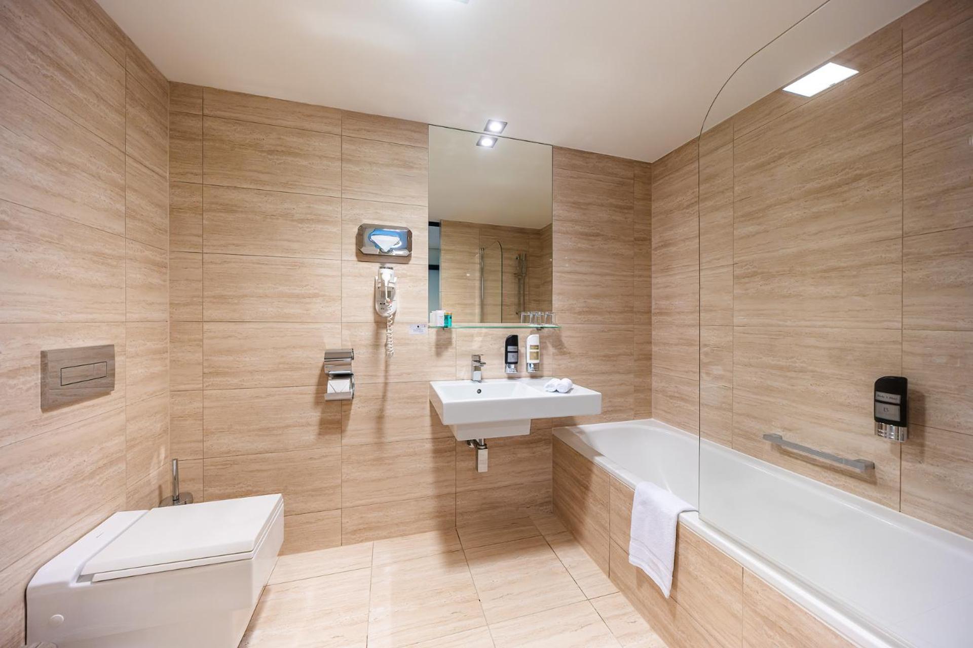 Classic Double or Twin Room - Photo 5