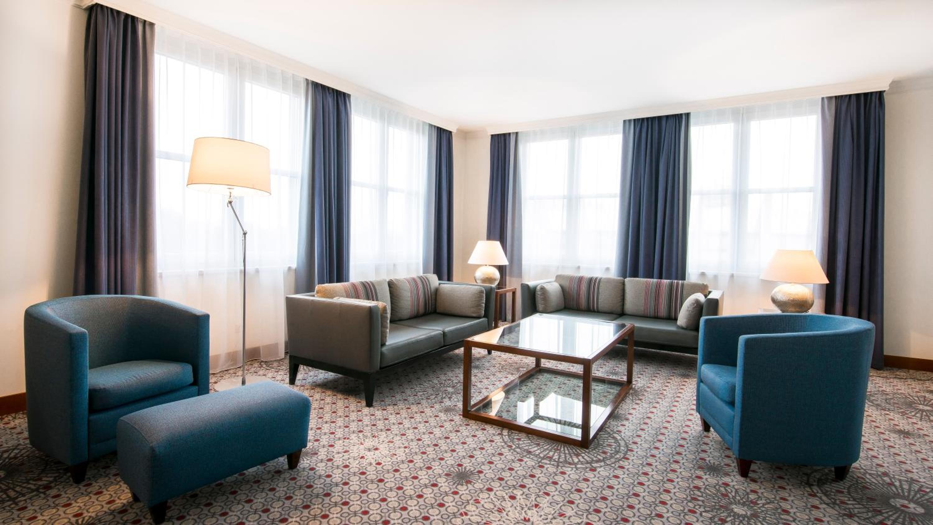 Executive Suite with Park View  - Photo 5