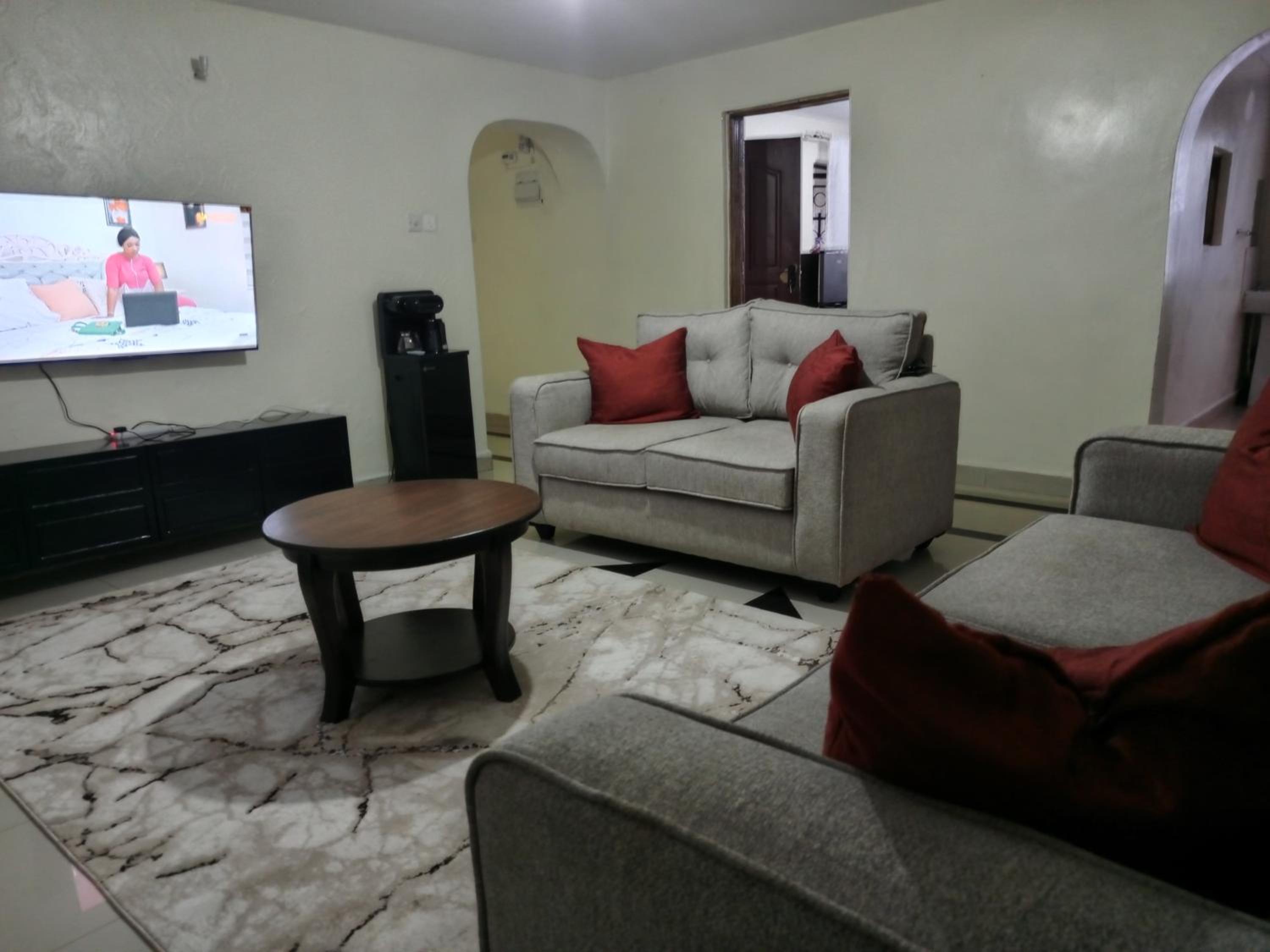 Three-Bedroom Standard Apartment photo 2