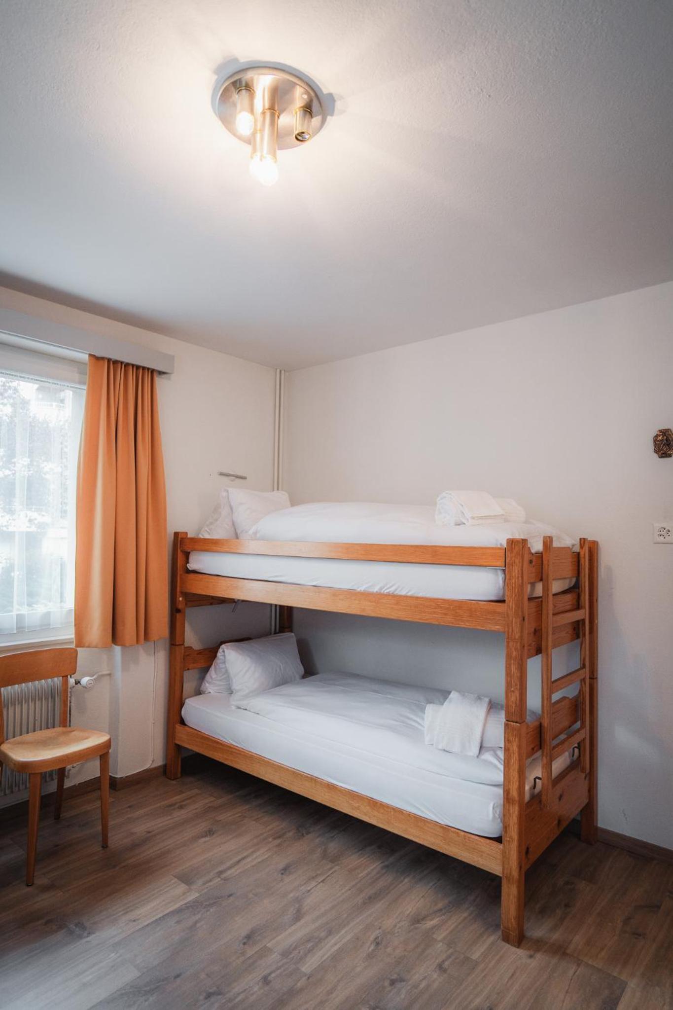 Multi Bed Room Standard photo 2