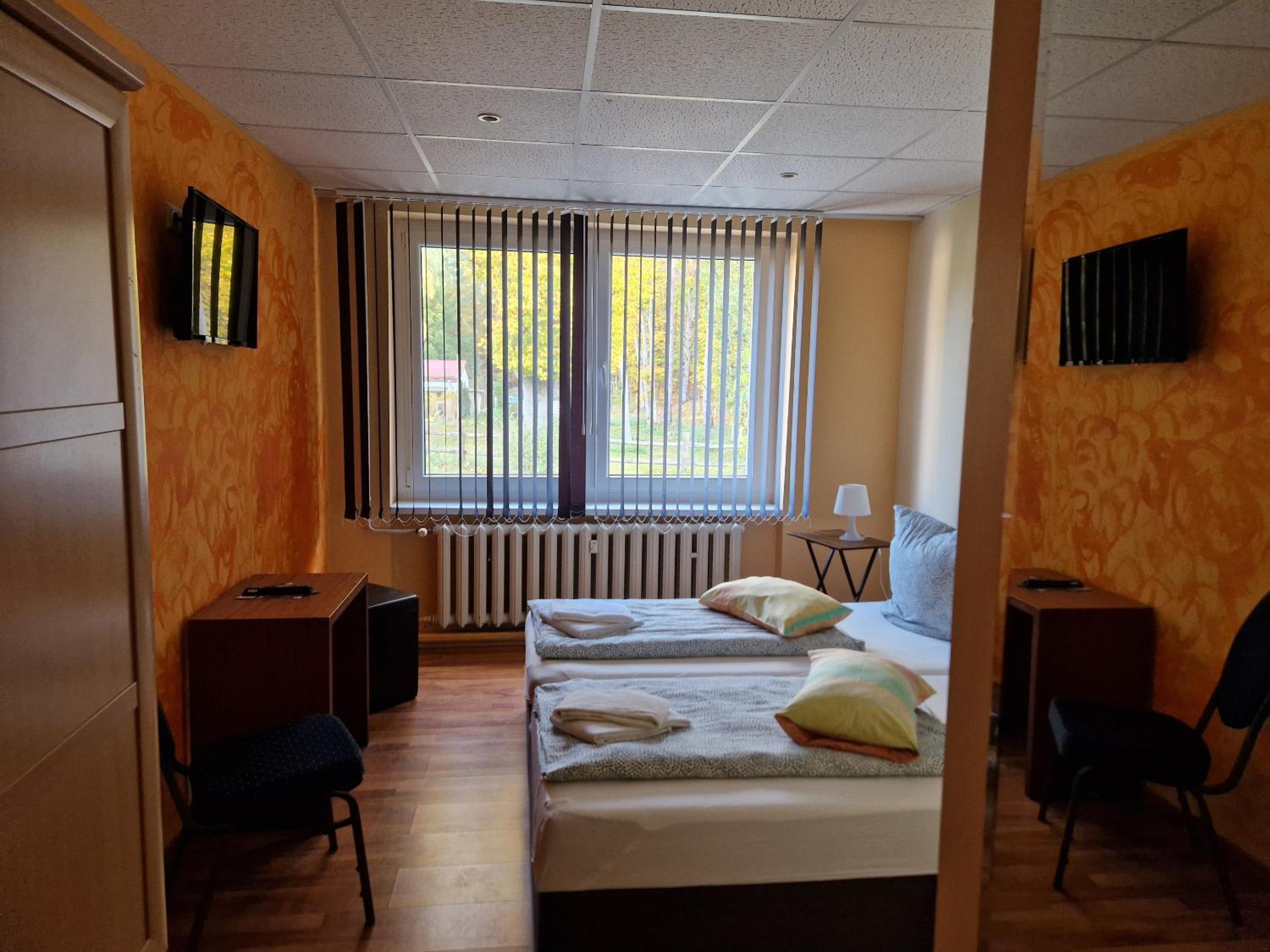Double Room with Private Bathroom photo 2