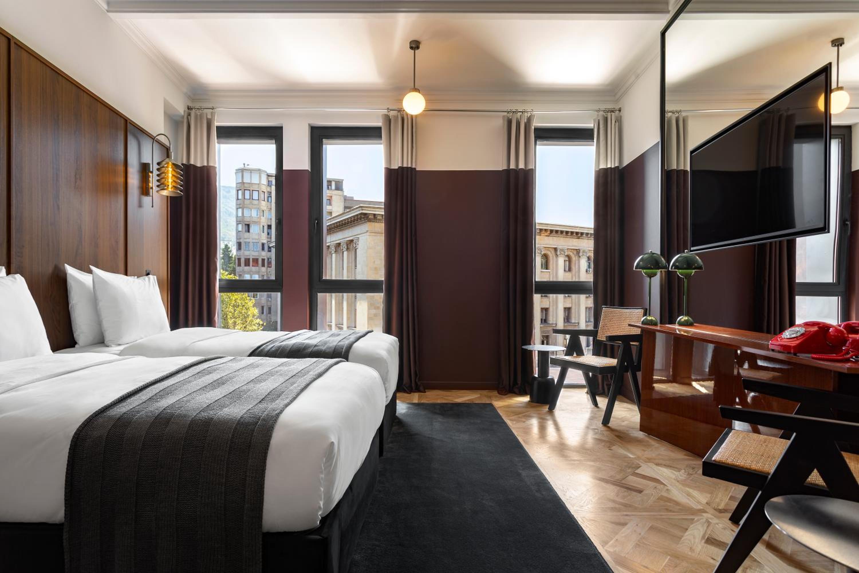 Superior King Room