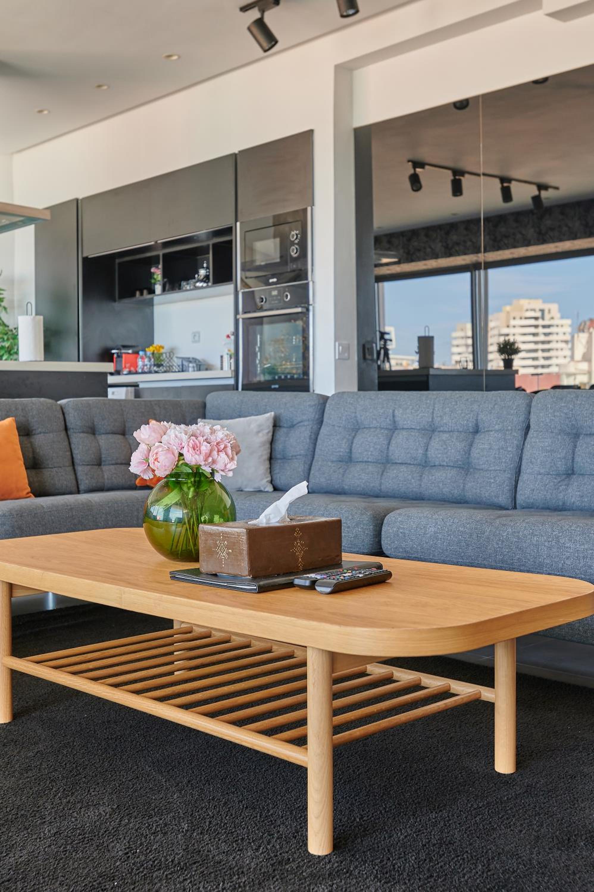 Two-Bedroom Apartment with Terrace and Sea View photo 3