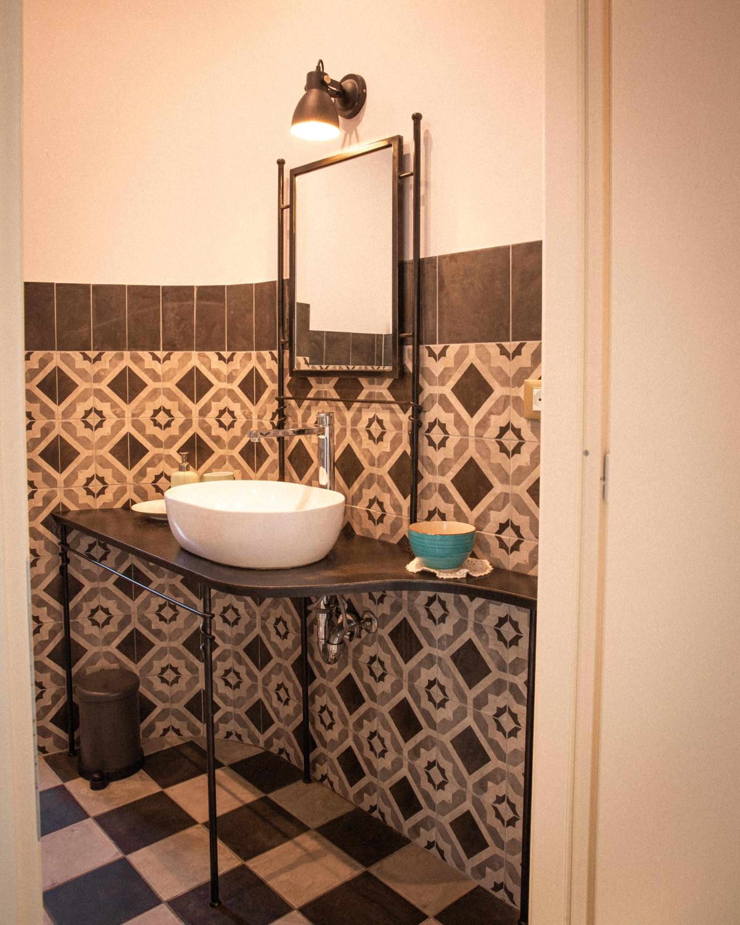 Double Room with Private Bathroom - Photo 3