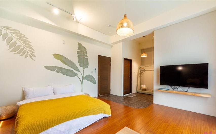 Deluxe Double Room with Bath photo 3