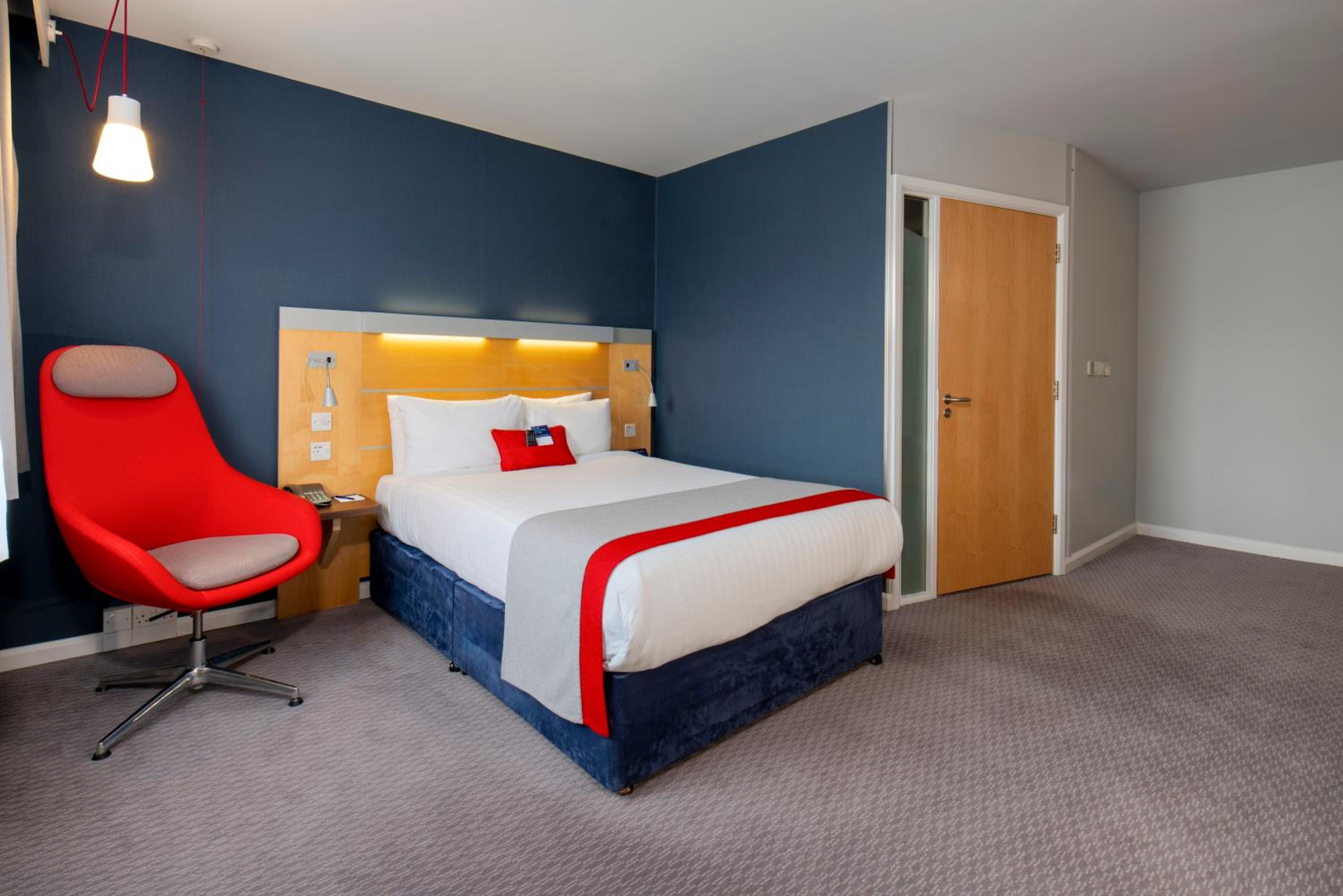 Double Room with Free Hot Breakfast - Accessible - Photo 2