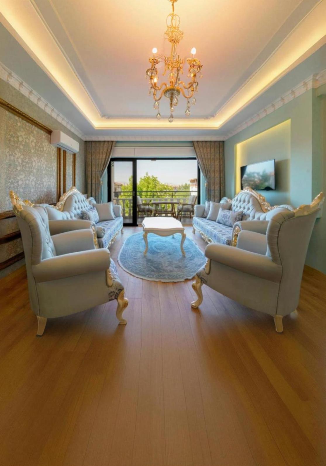 Junior Suite with Balcony - Photo 1