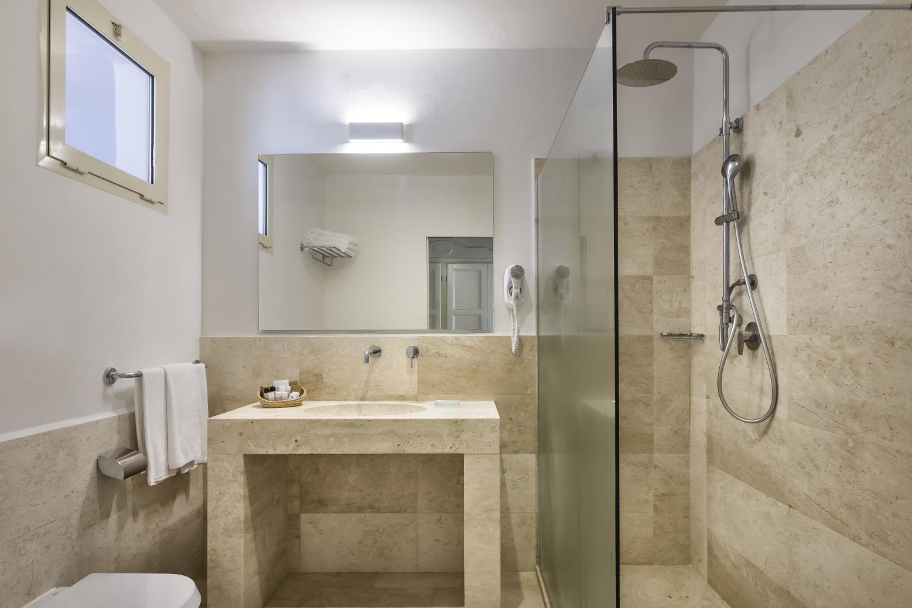 Double Room with Garden View - Photo 4