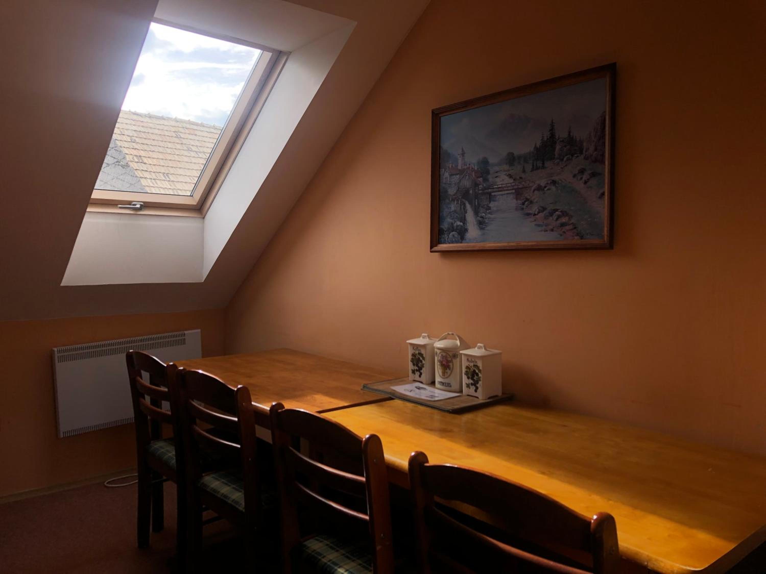 Two-Bedroom Suite - Photo 11