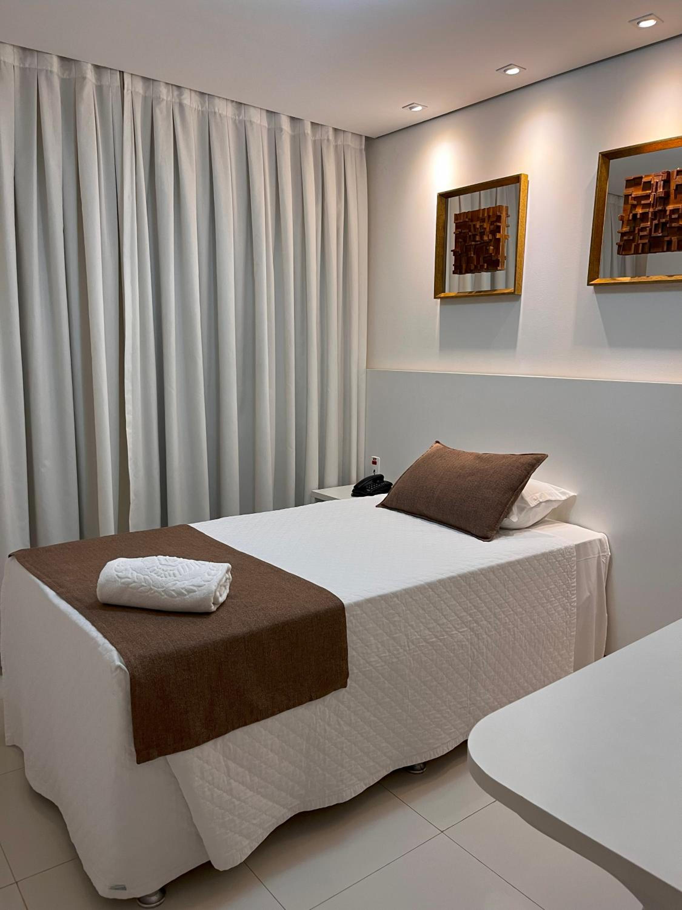 Deluxe Single Room