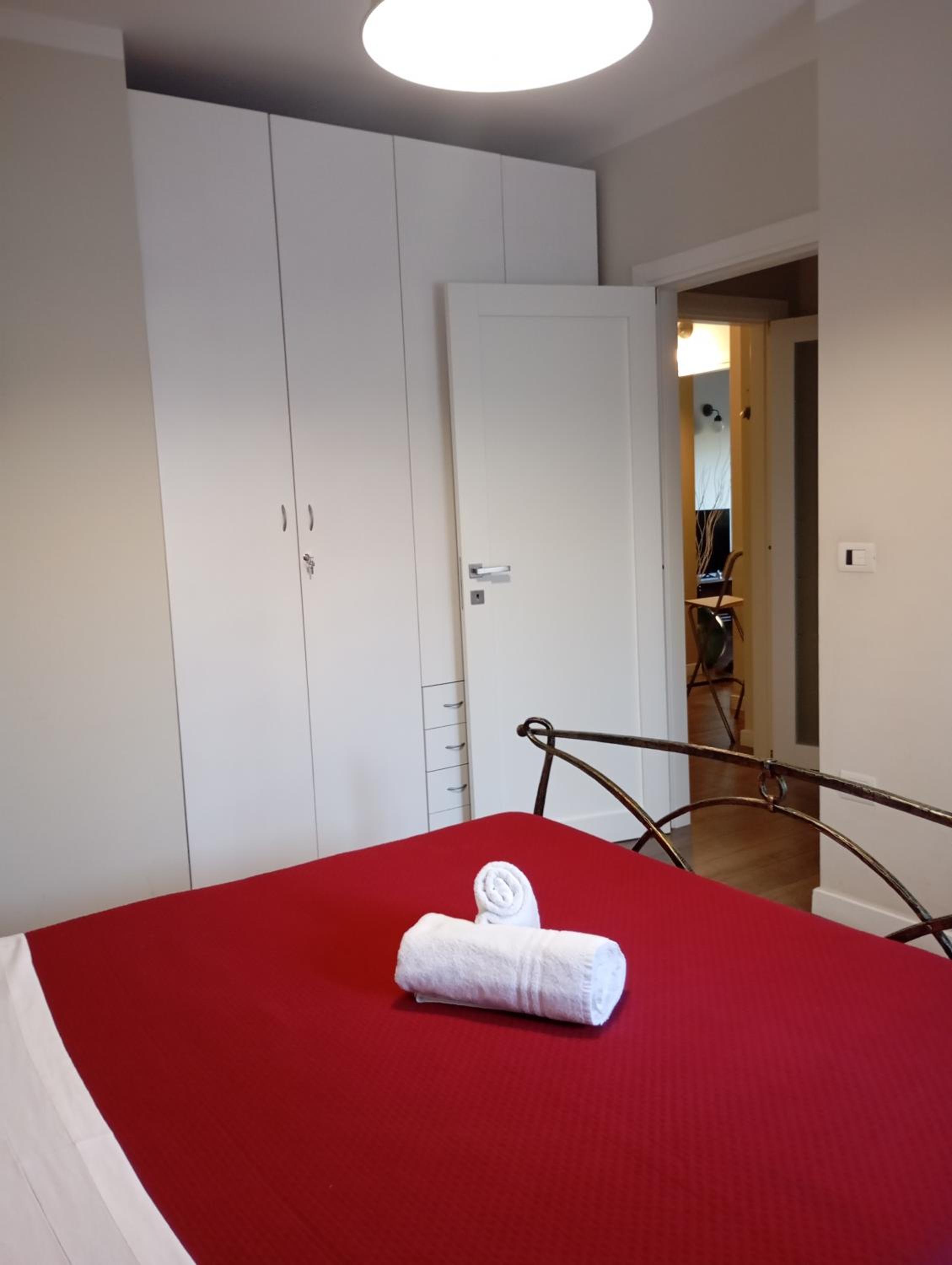 Deluxe King Room - Photo 22