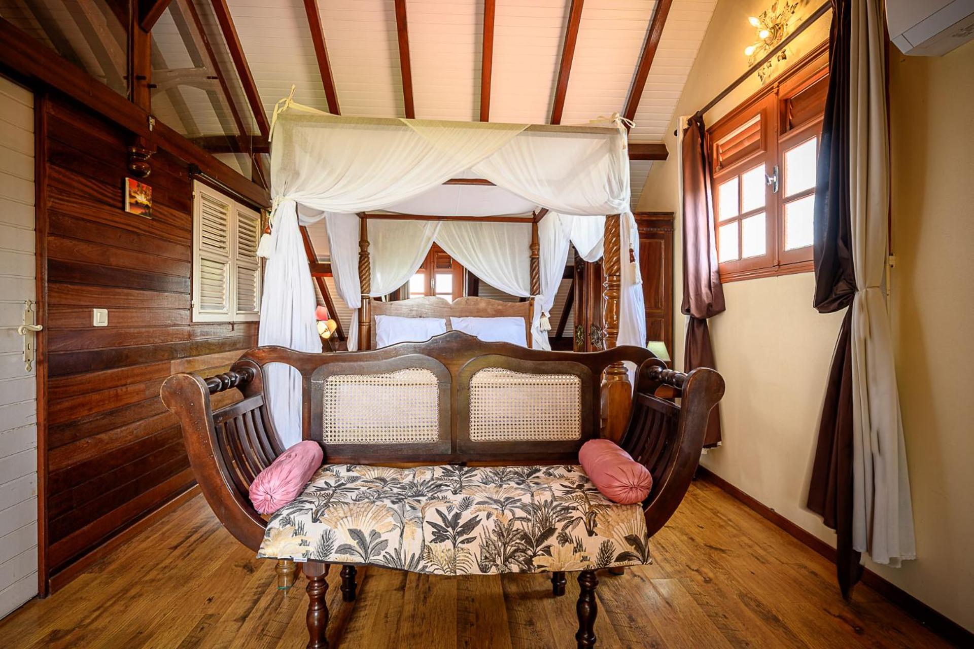 Double Room with Pool View - Photo 1