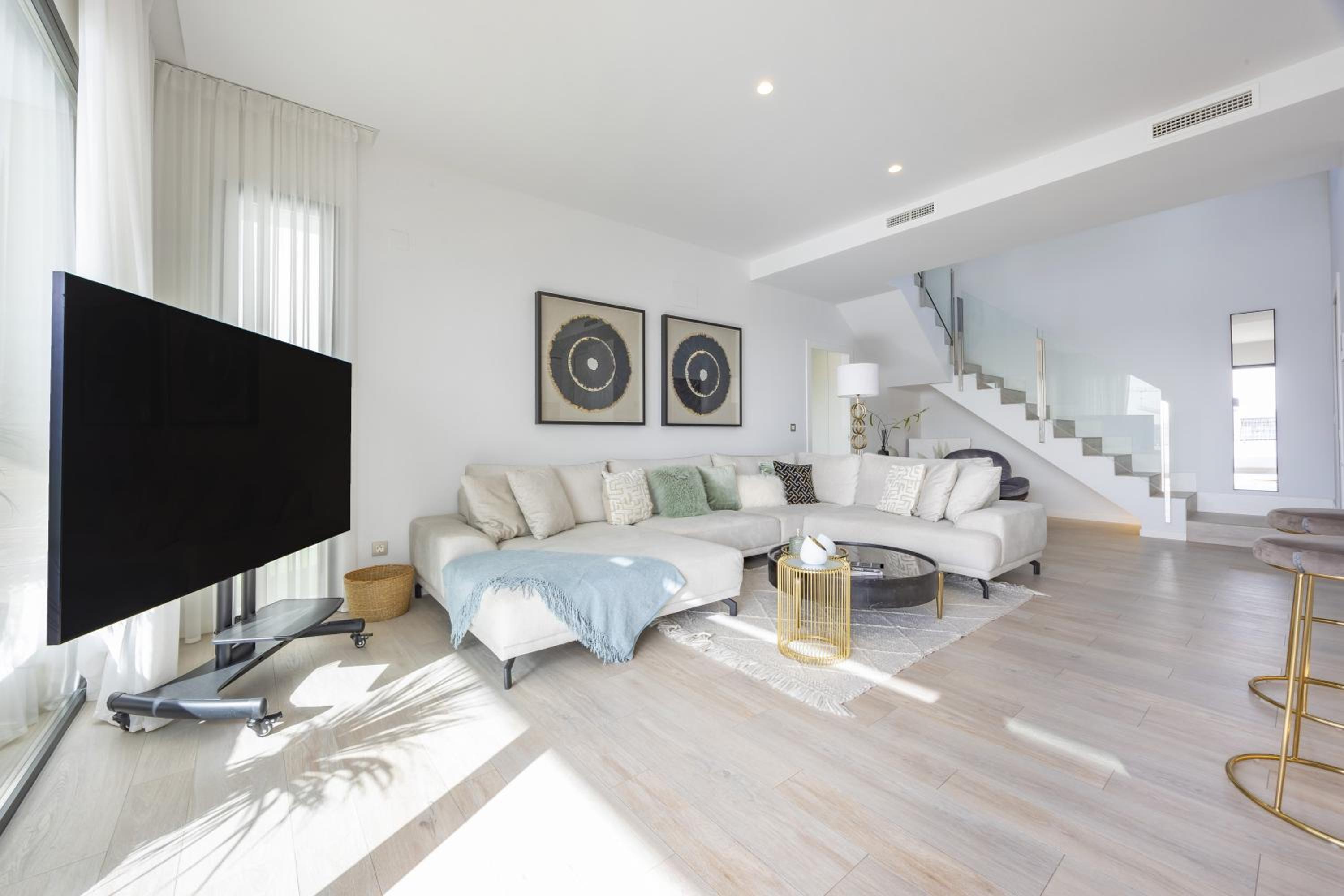 Villa photo 3