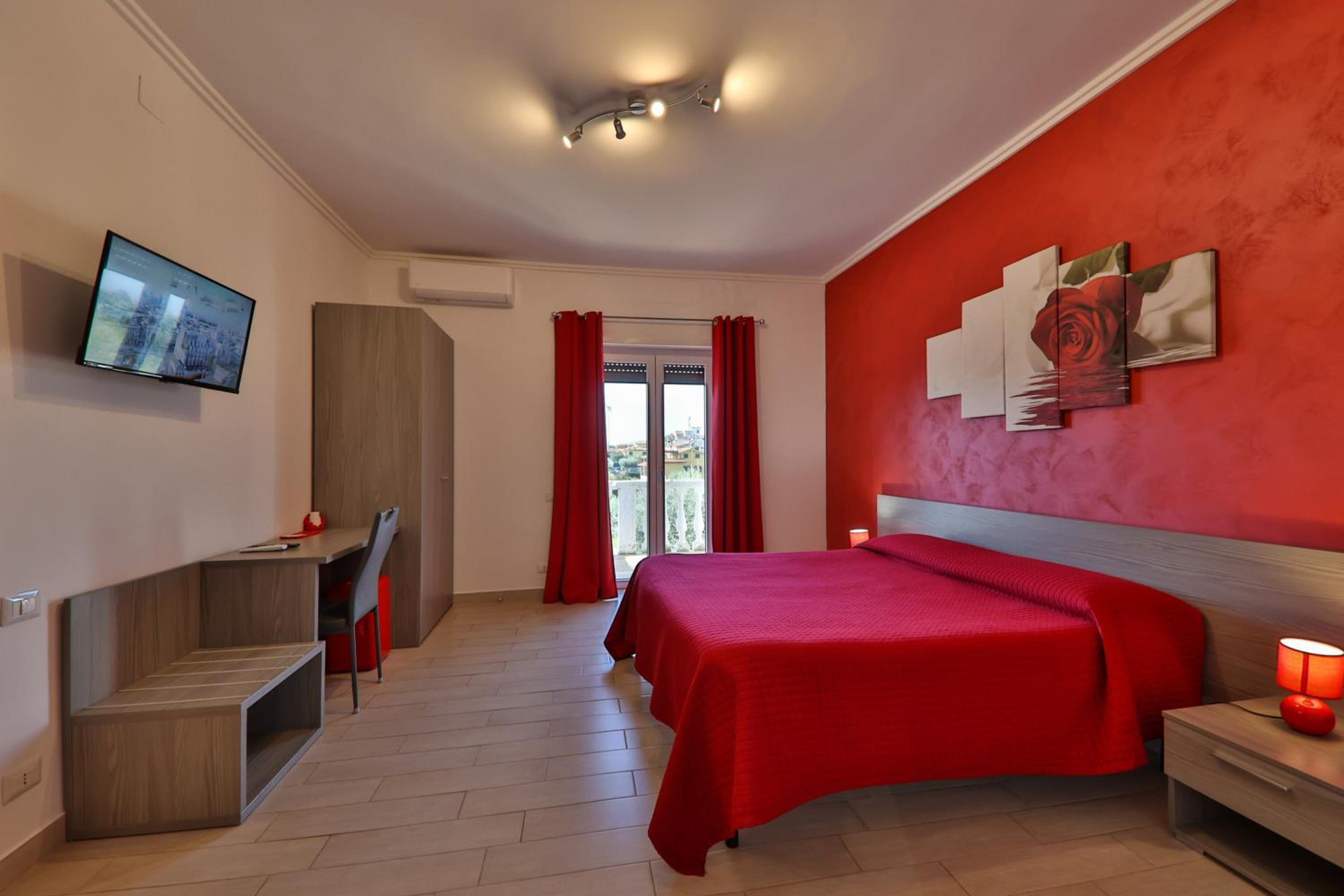 Double Room With Balcony photo 1
