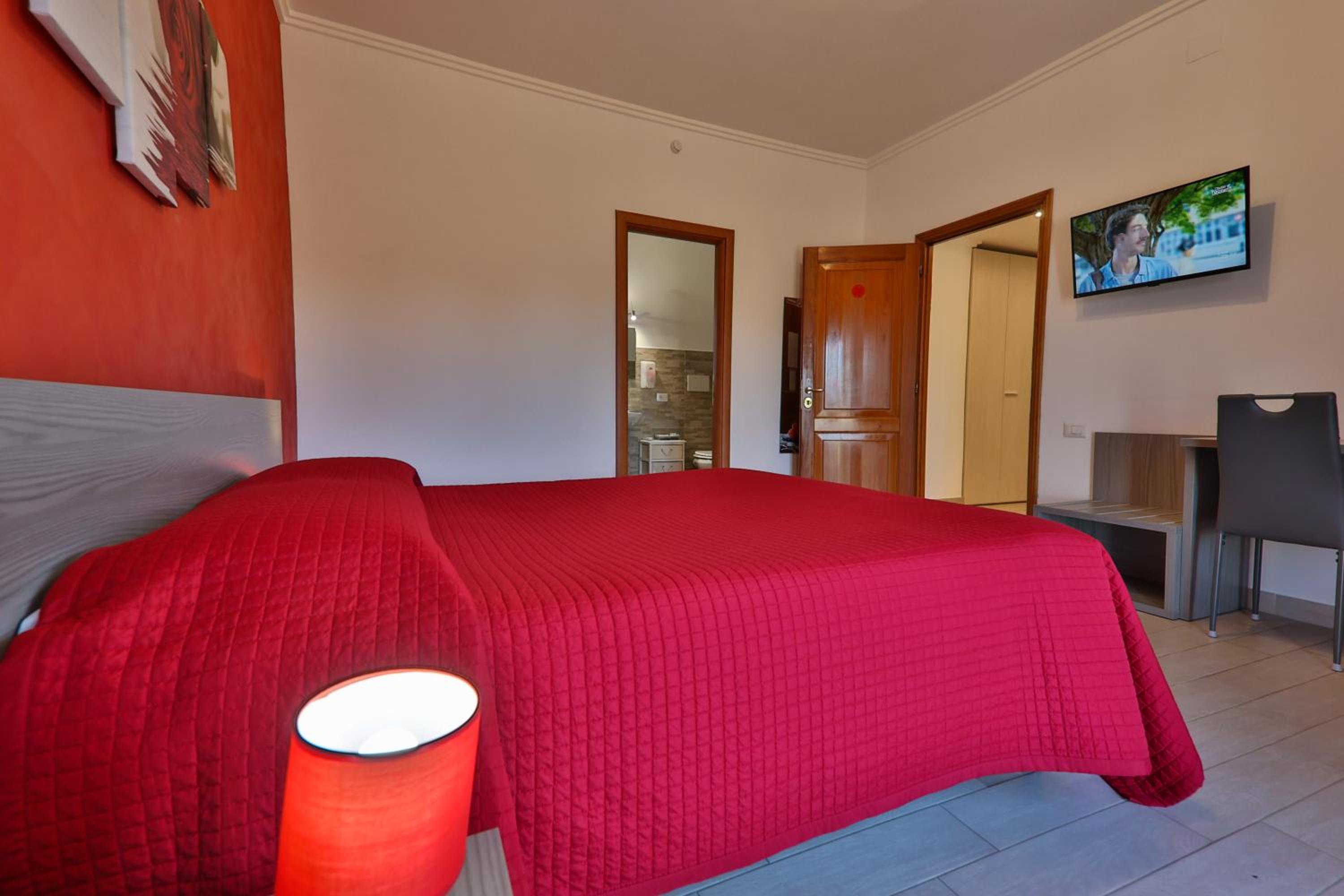 Double Room With Balcony photo 3