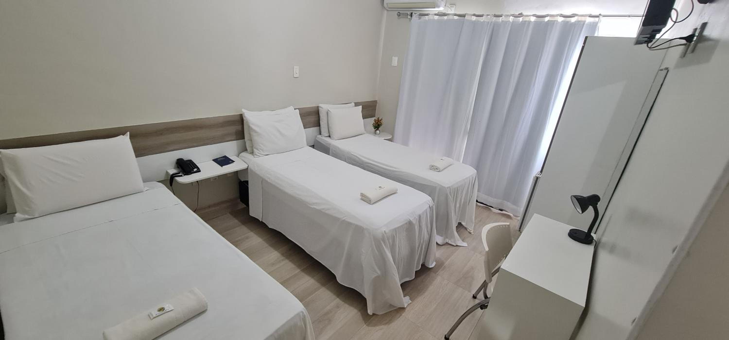 Deluxe Triple Room - Photo 15