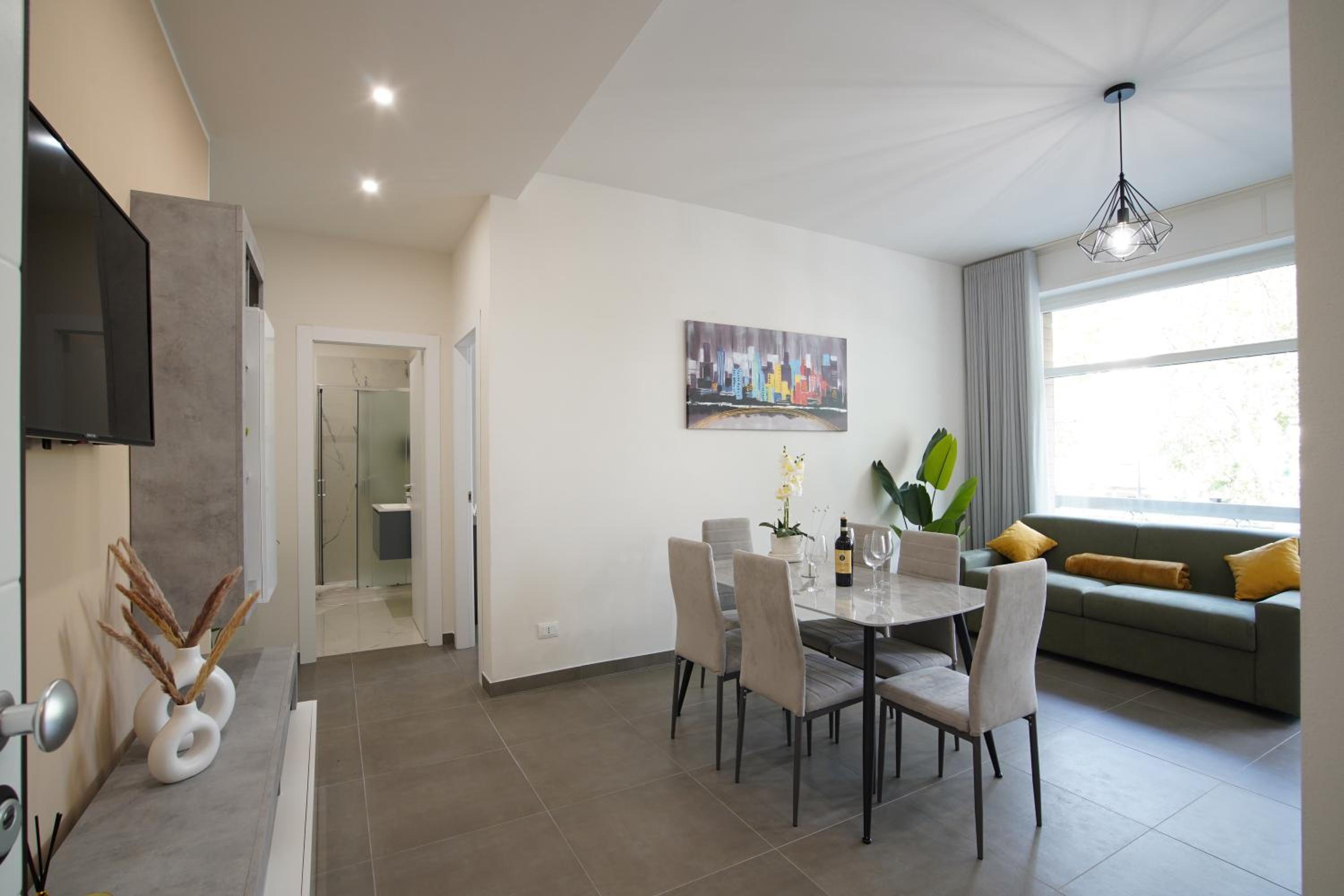 One-Bedroom Apartment