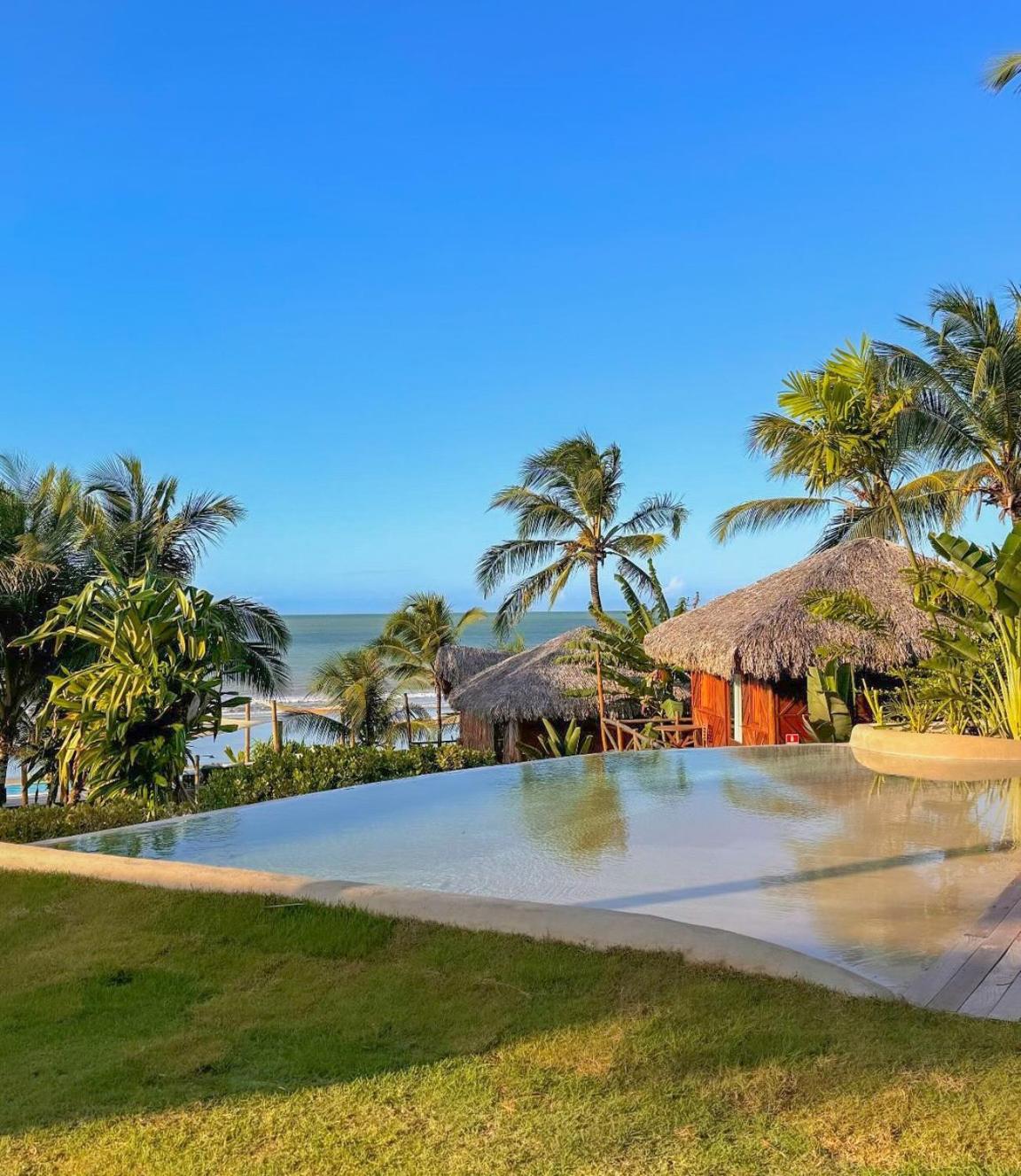Bungalow Deluxe Breeze - Sea View photo 2