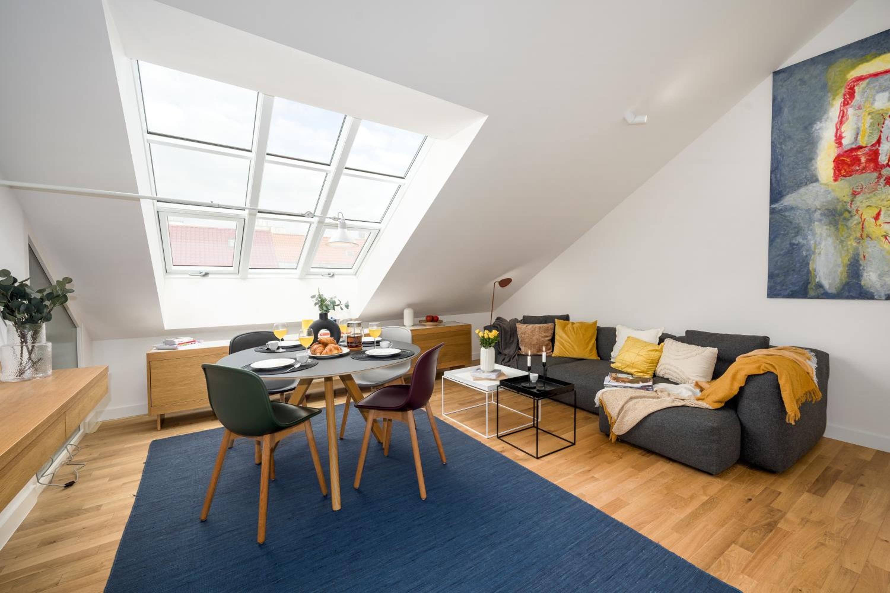 One-Bedroom Apartment